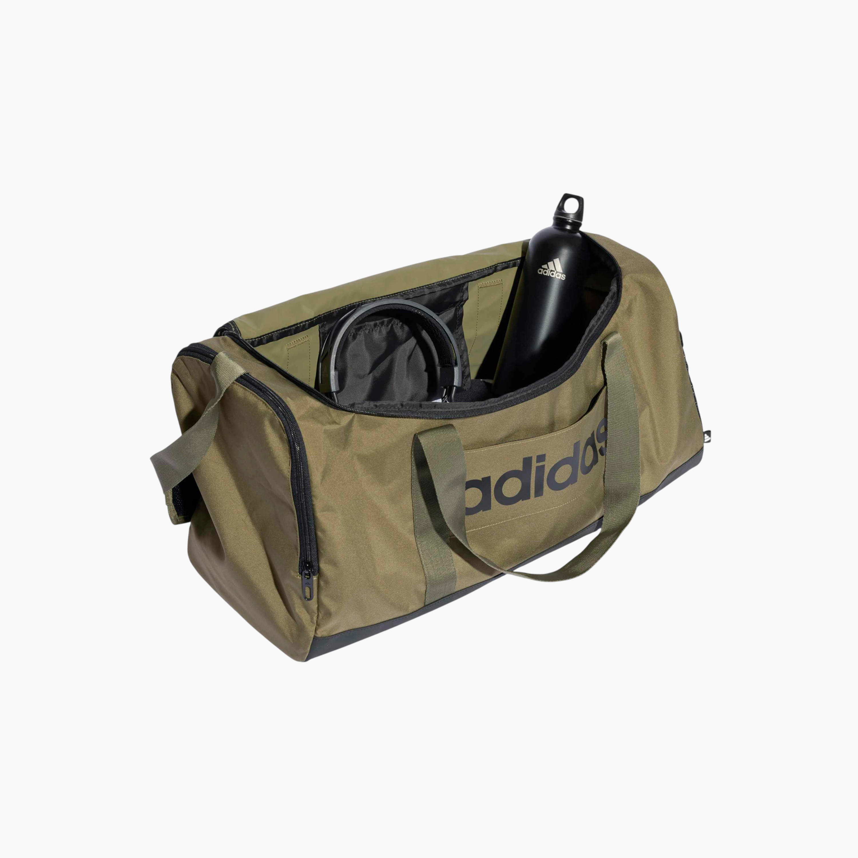 شنطة دافل بطبعات شعار للرجال من أديداس-men-bags-image-3