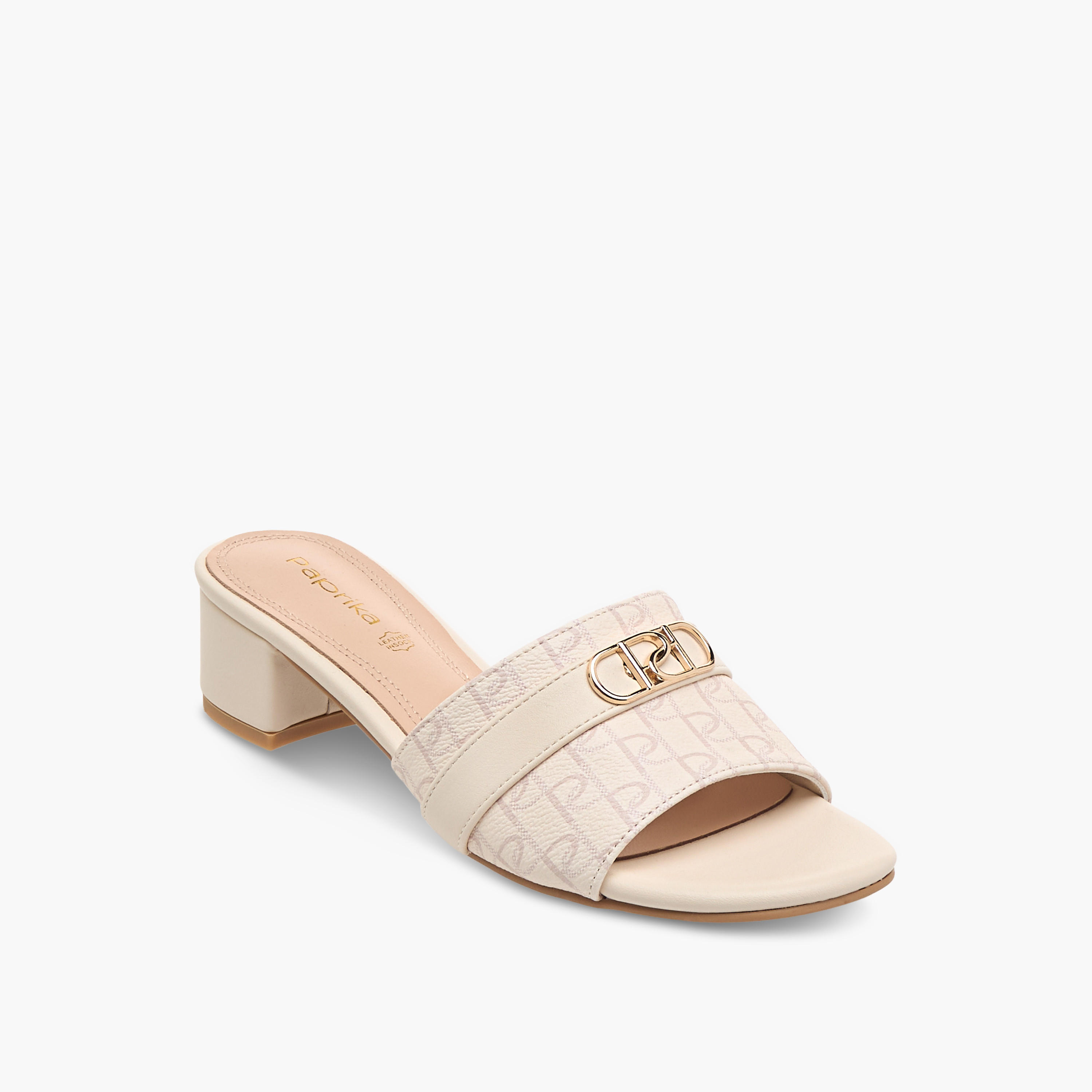 صندل سهل الارتداء بكعب سميك وطبعات مونوجرام من بابريكا-women-shoes-sandals-heeled-image-2