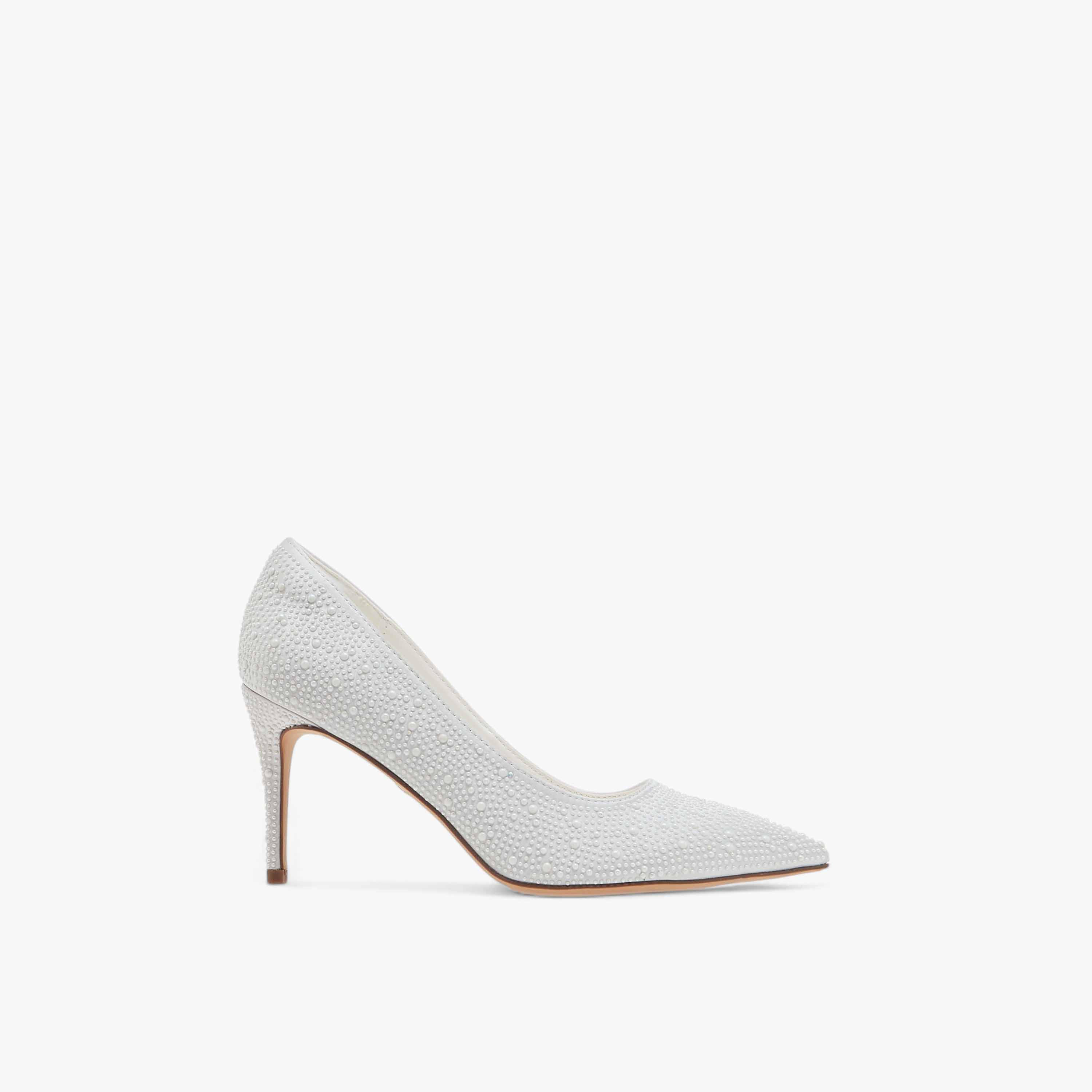 حذاء كلاسيكي سهل الارتداء مزين بكعب رفيع للنساء من سيليست-women-shoes-heels-image-3