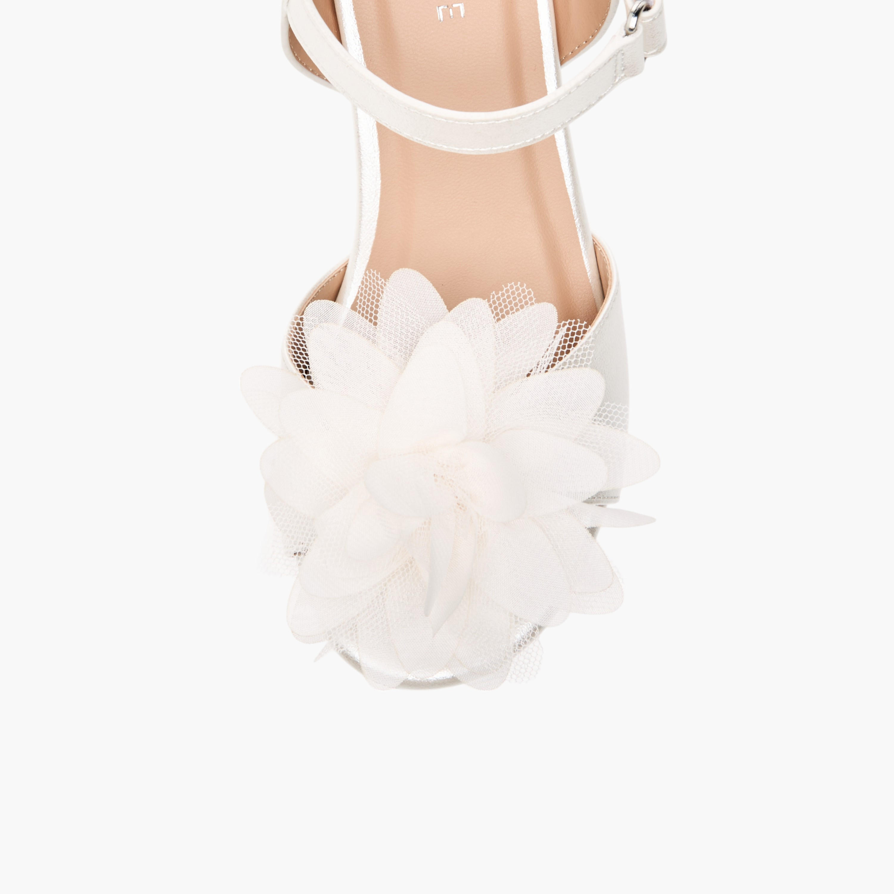 صندل مزين بأزهار وكعب سميك وشريط إغلاق للبنات من سيليست-girls-shoes-sandals-image-4