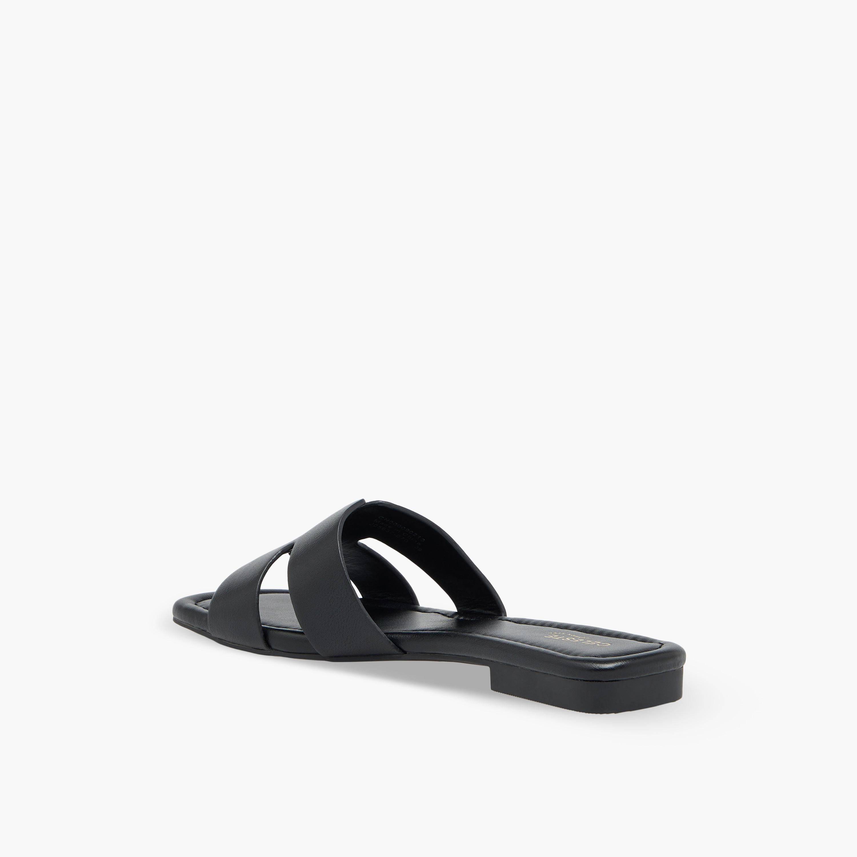 صندل نسائي بتصميم مفرغ وأنيق من سيليست-women-shoes-sandals-flats-image-5