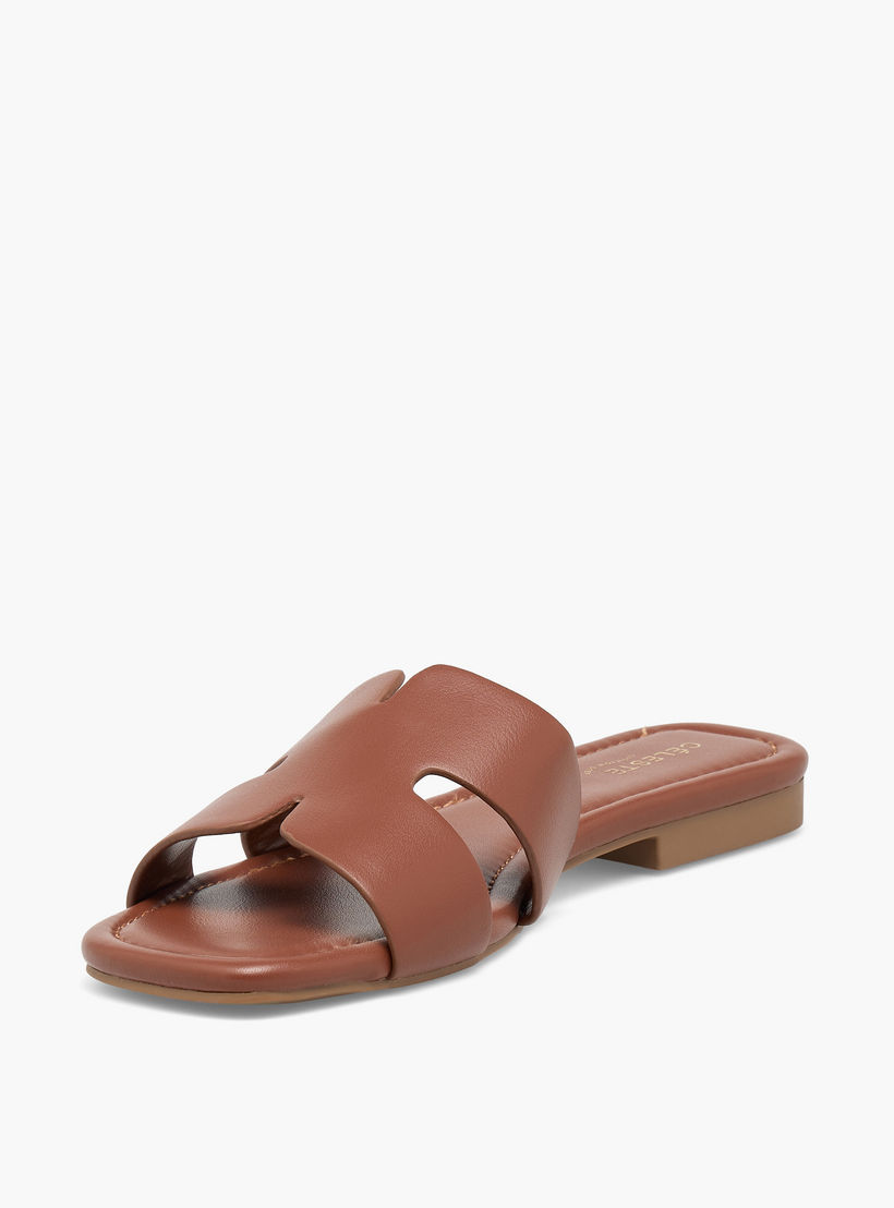 صندل نسائي بتصميم مفرغ وأنيق من سيليست-women-shoes-sandals-flats-image-4