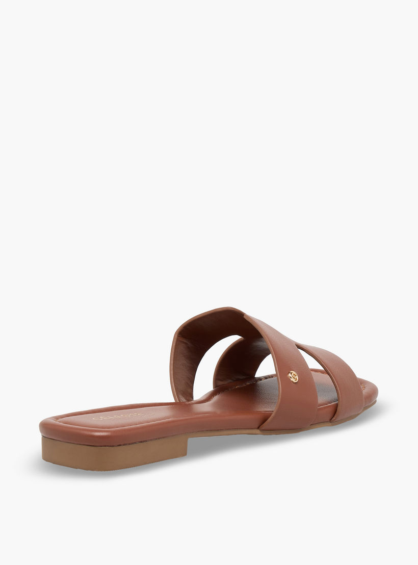 صندل نسائي بتصميم مفرغ وأنيق من سيليست-women-shoes-sandals-flats-image-6