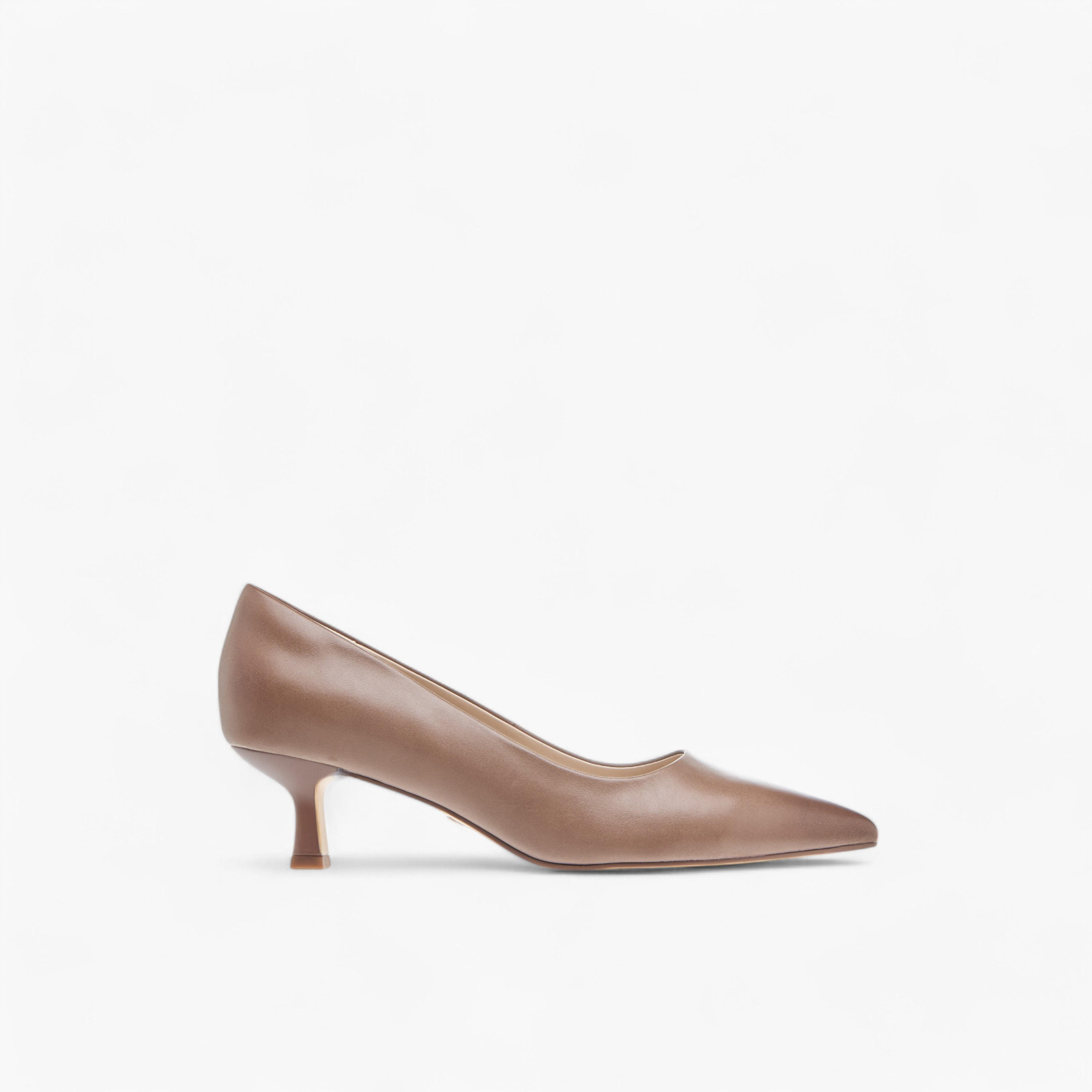 حذاء سادة سهل الارتداء بكعب صغير للنساء من سيليست-women-shoes-heels-image-3