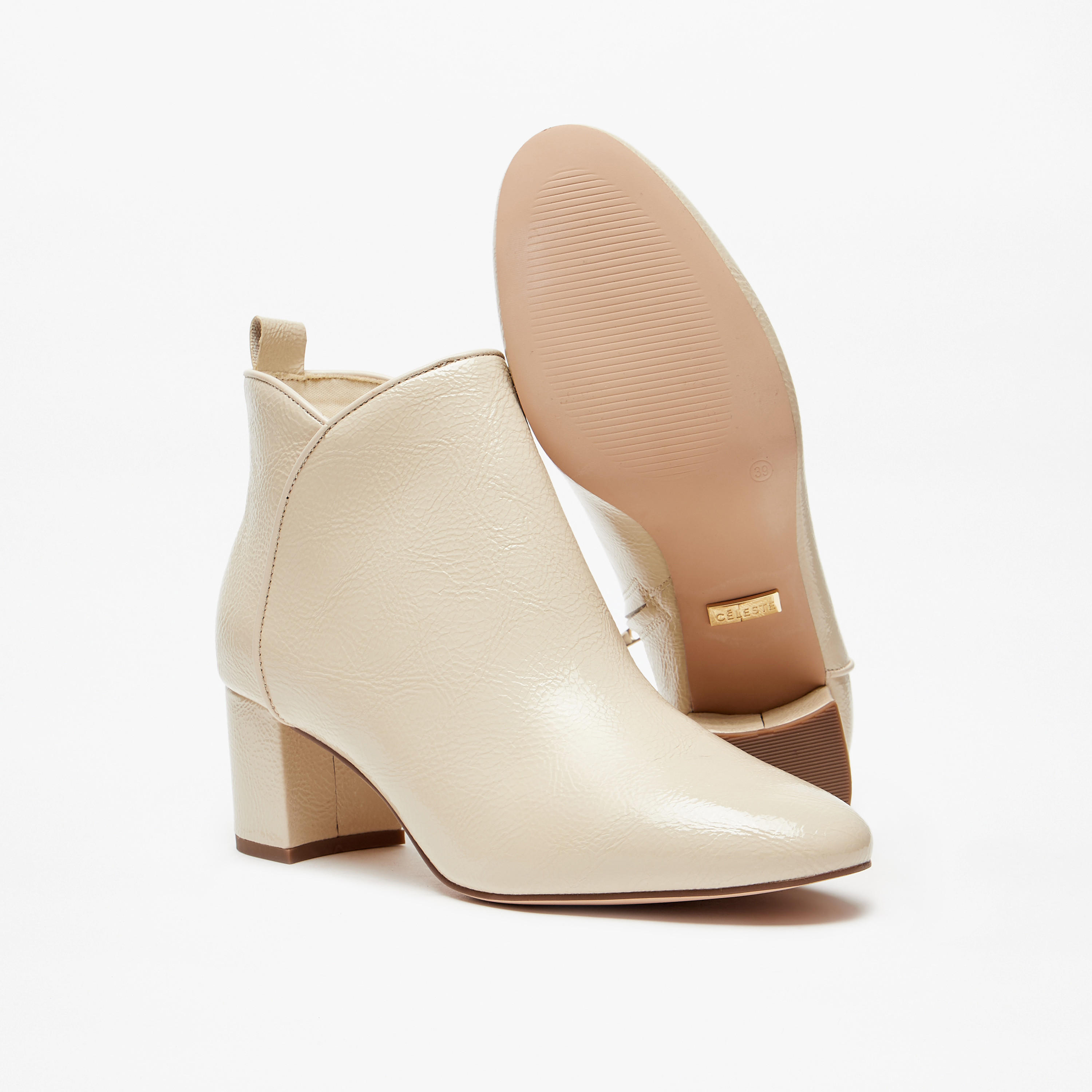 بوت سادة بطول الكاحل وسحّاب إغلاق وكعب عريض للنساء من سيليست-women-shoes-boots-image-4