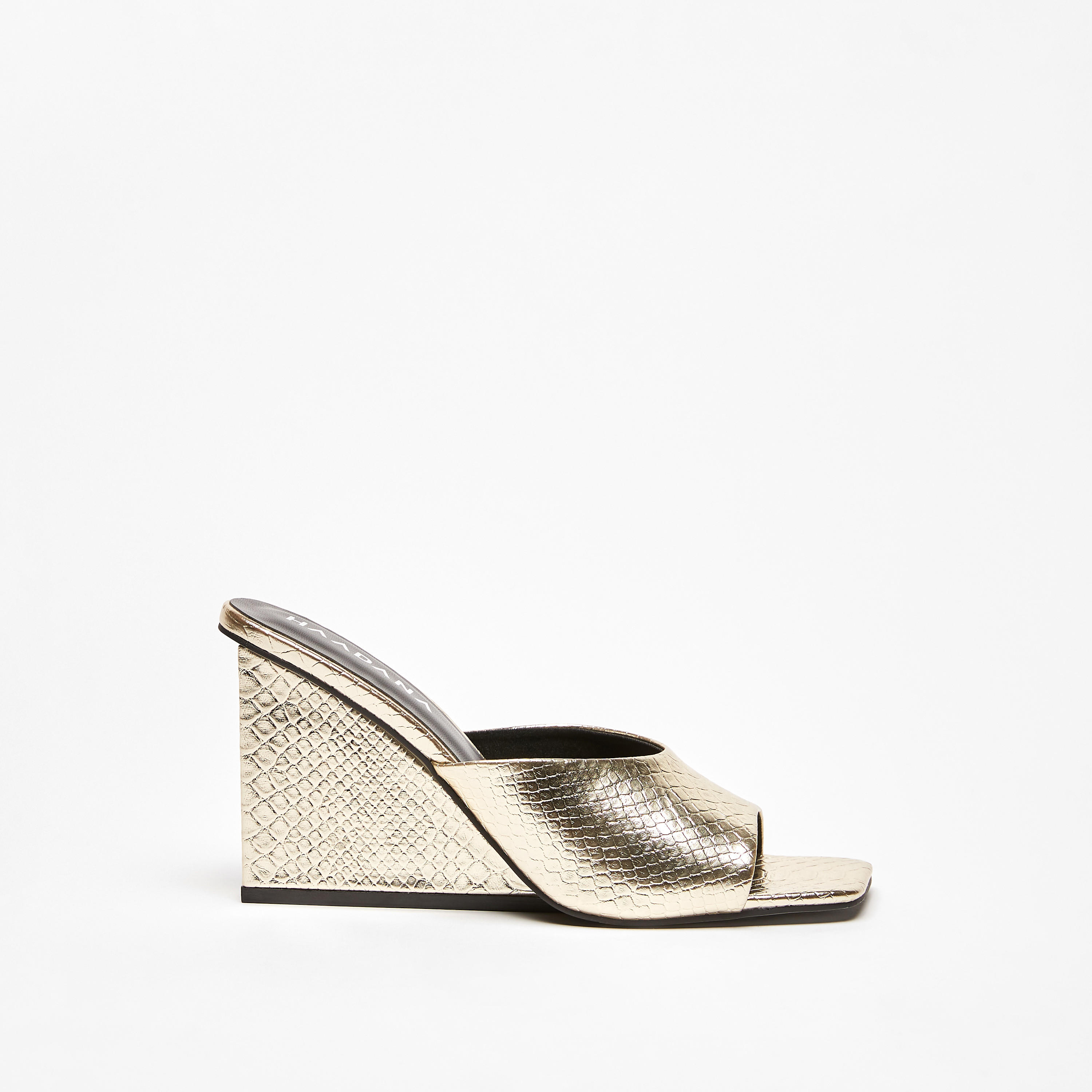 صندل بارز الملمس سهل الارتداء بمقدمة مربعة وكعب ويدج من هادانا-women-shoes-heels-image-7