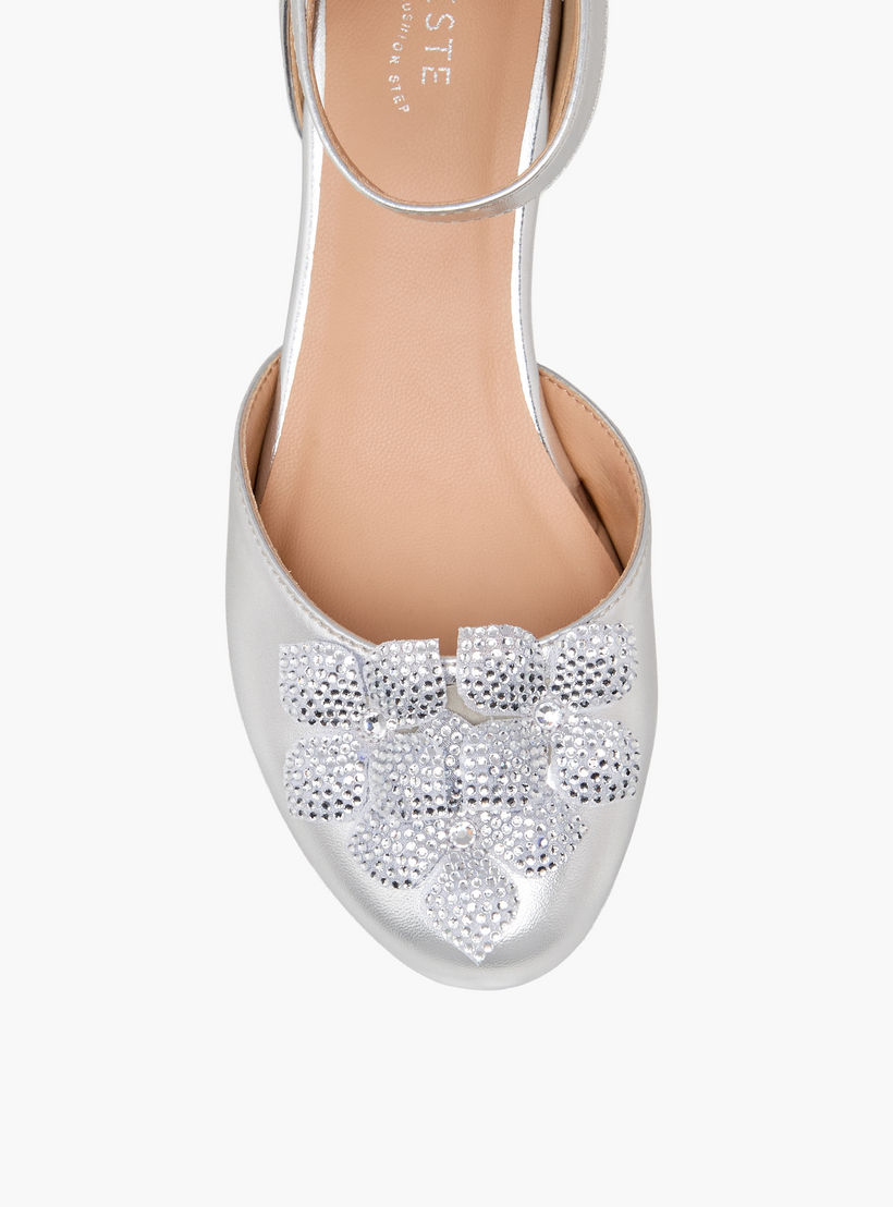 حذاء مزين بالزهور للبنات من سيلست-girls-shoes-sandals-image-4