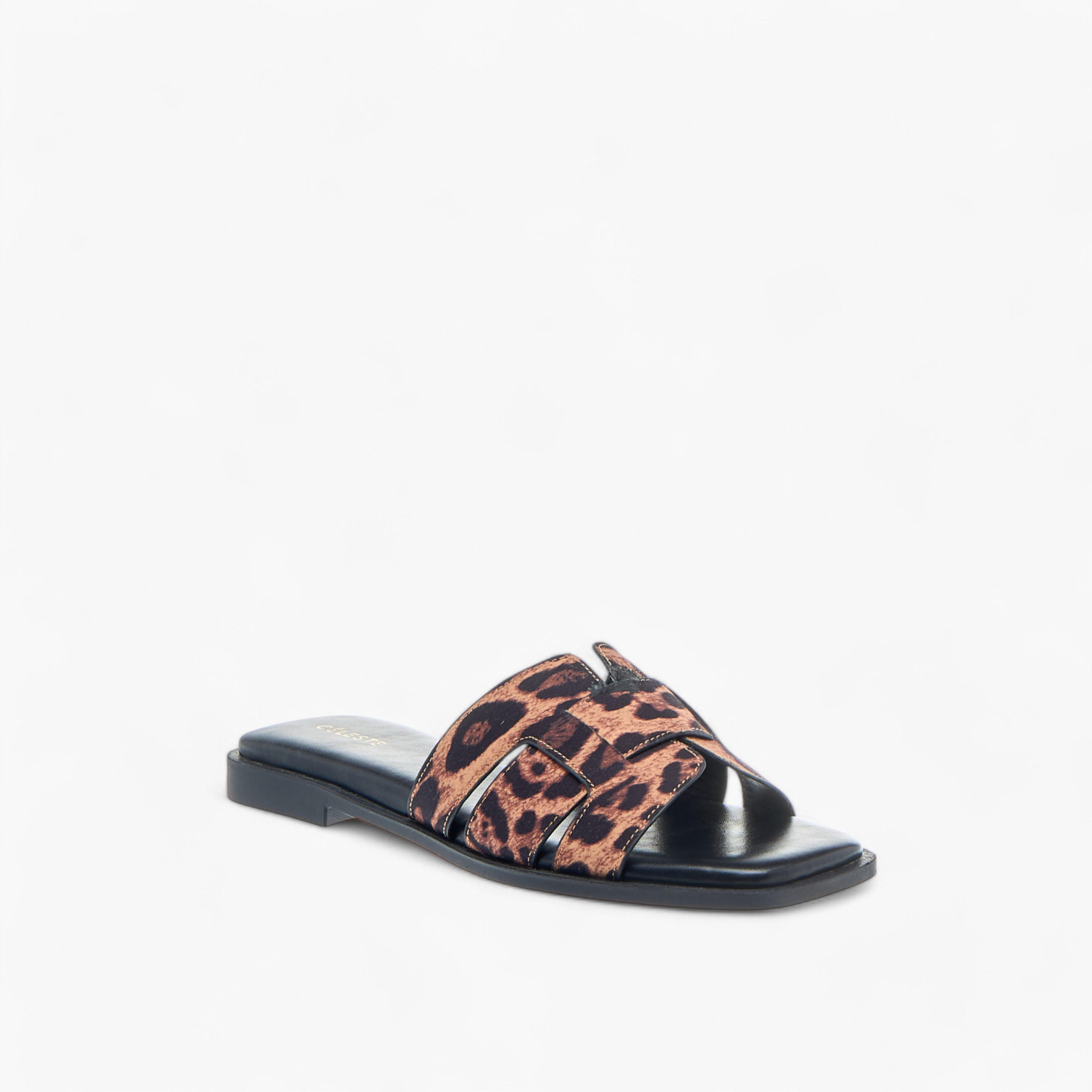 صندل سهل الارتداء بطبعات حيوانات من سيليست-women-shoes-flats-sandals-image-2