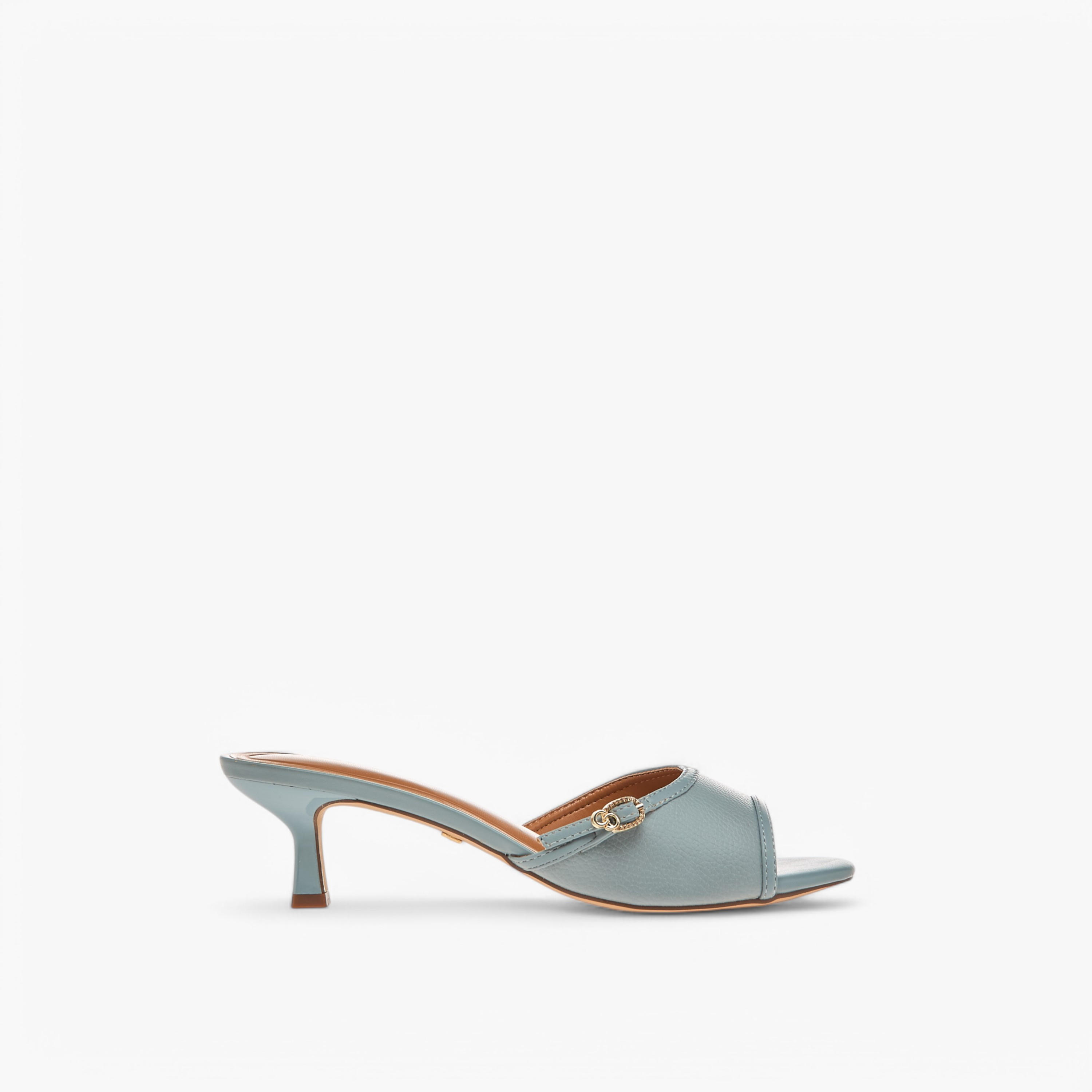صندل مزيّن بغبزيم سهل الارتداء بكعب صغير للنساء من سيليست-women-shoes-sandals-heeled-image-3