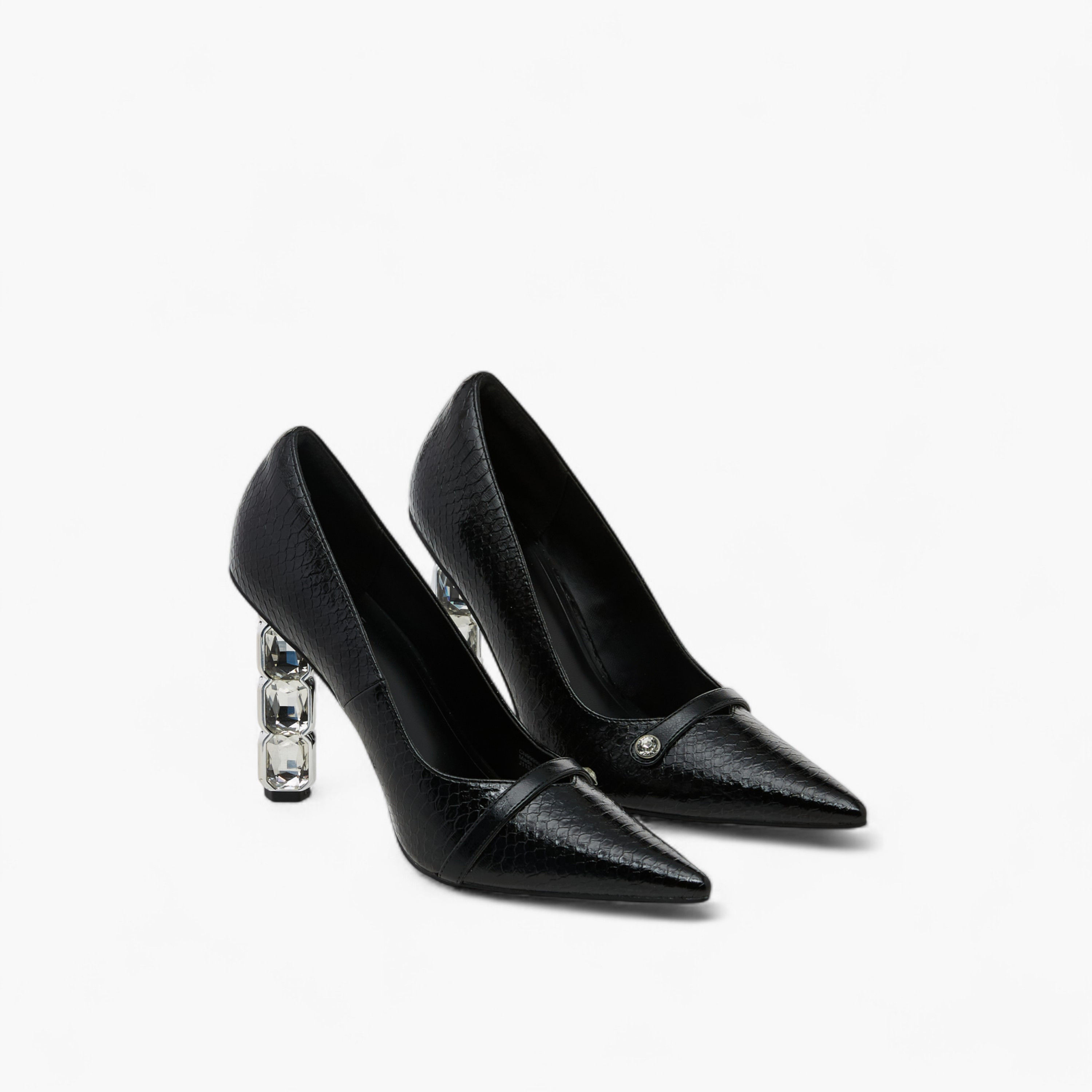 حذاء بومب سهل الارتداء بمقدمة مدببة وكعب رفيع-women-shoes-heels-image-1