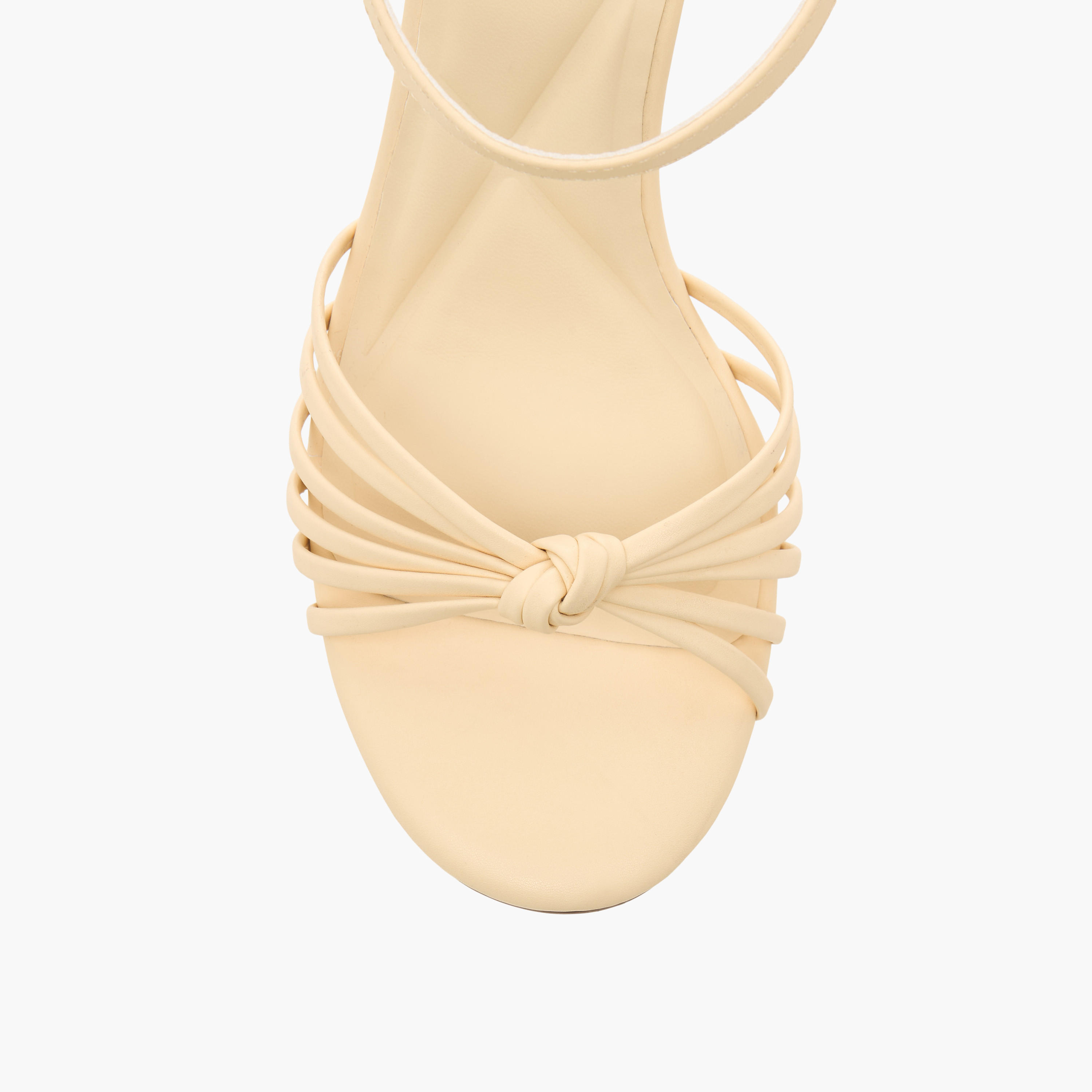 صندل بحزام كاحل وكعب أنيق للنساء من سيليست-women-shoes-sandals-heeled-image-4