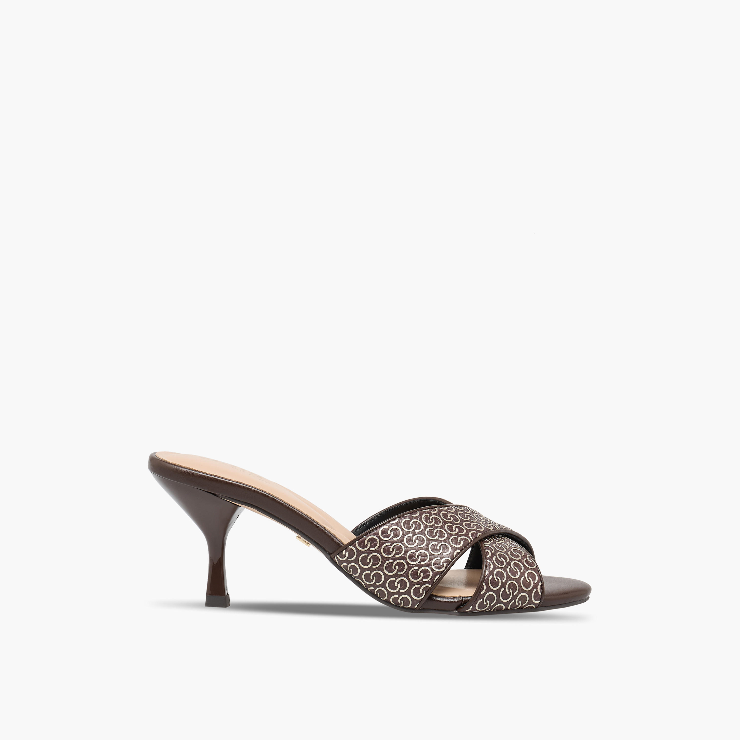 صندل بكعب رفيع وطبعات مونوجرام للنساء من سيليست-women-shoes-sandals-heeled-image-3