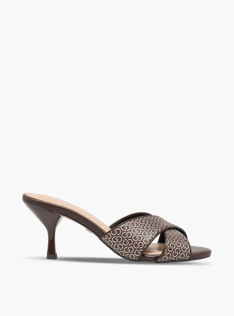 صندل بكعب رفيع وطبعات مونوجرام للنساء من سيليست-women-shoes-sandals-heeled-image-3