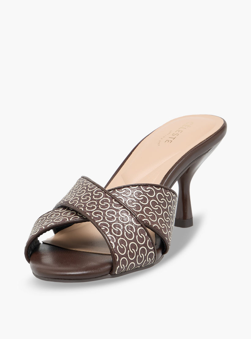 صندل بكعب رفيع وطبعات مونوجرام للنساء من سيليست-women-shoes-sandals-heeled-image-4