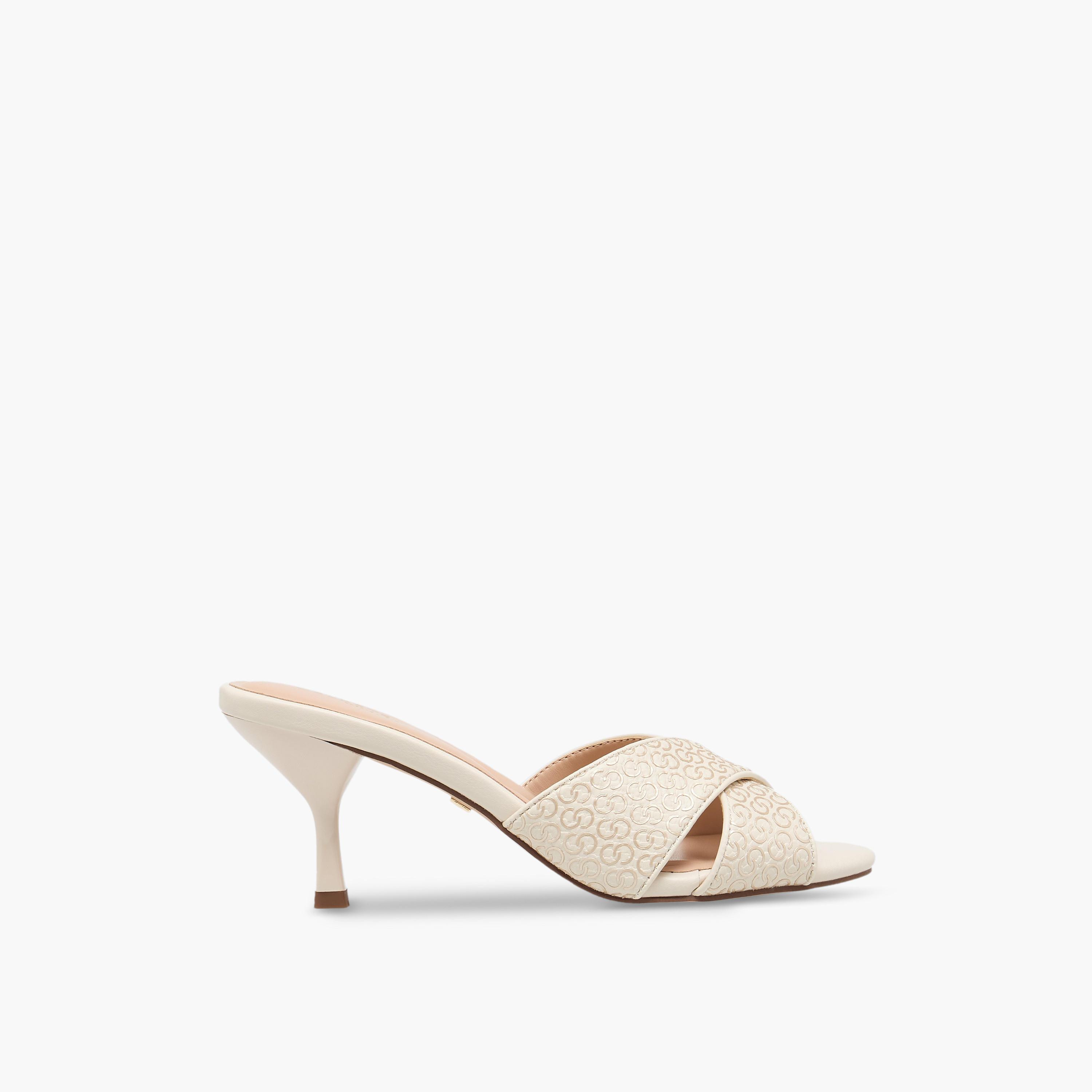 صندل بكعب رفيع وطبعات مونوجرام للنساء من سيليست-women-shoes-sandals-heeled-image-3