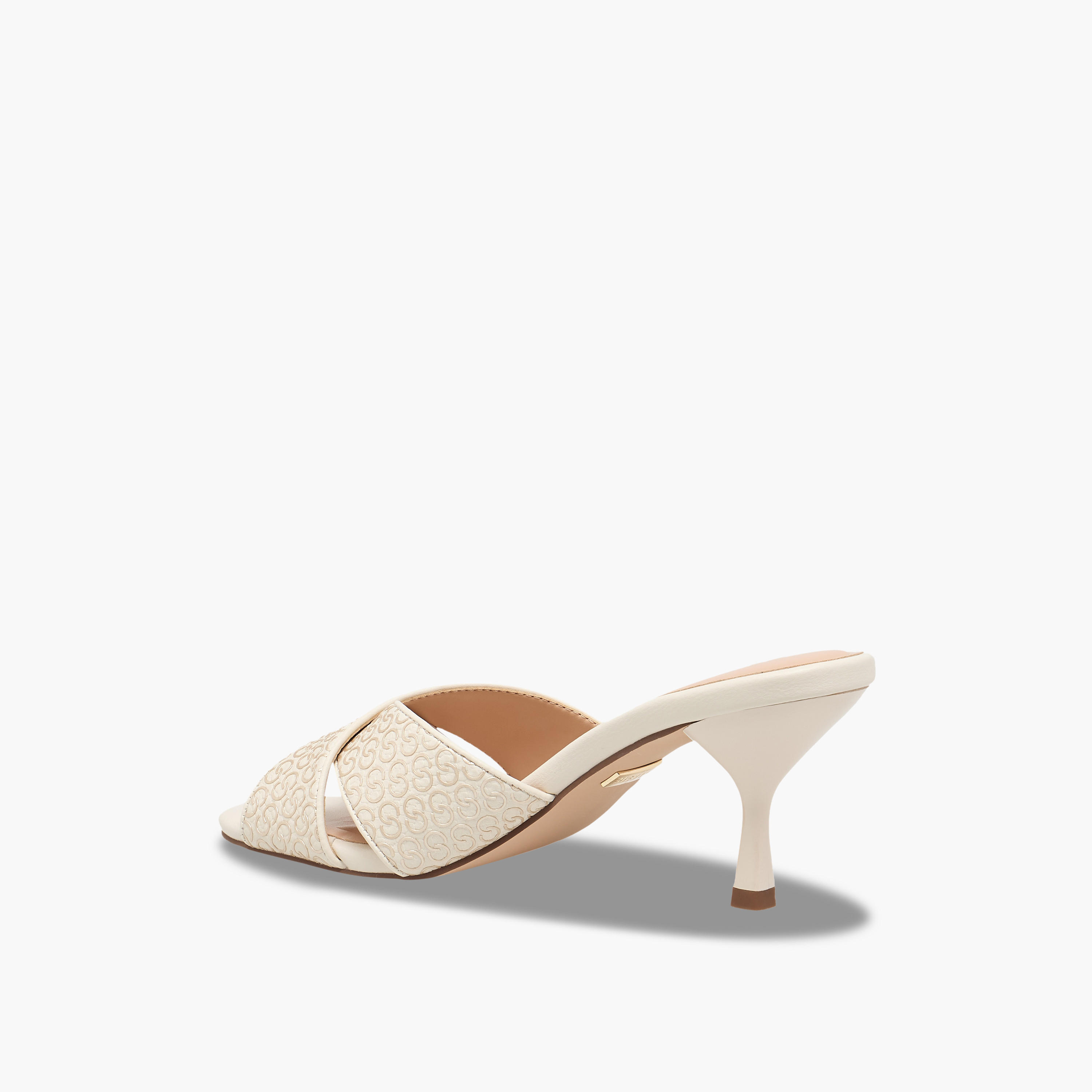 صندل بكعب رفيع وطبعات مونوجرام للنساء من سيليست-women-shoes-sandals-heeled-image-5
