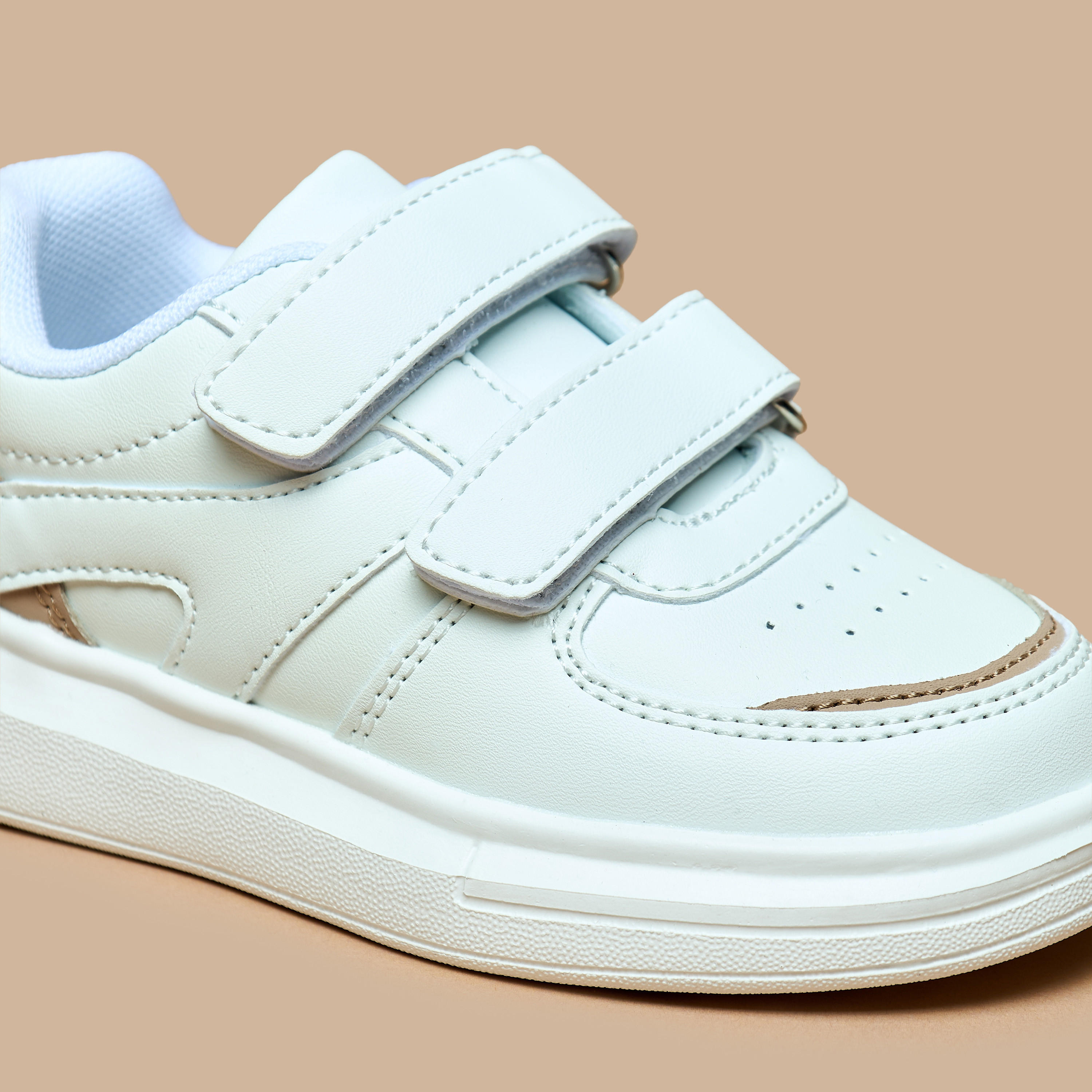 LBL by Shoexpress Panelled Sneakers with Hook and Loop Closure-girls-shoes-sneakers-image-5