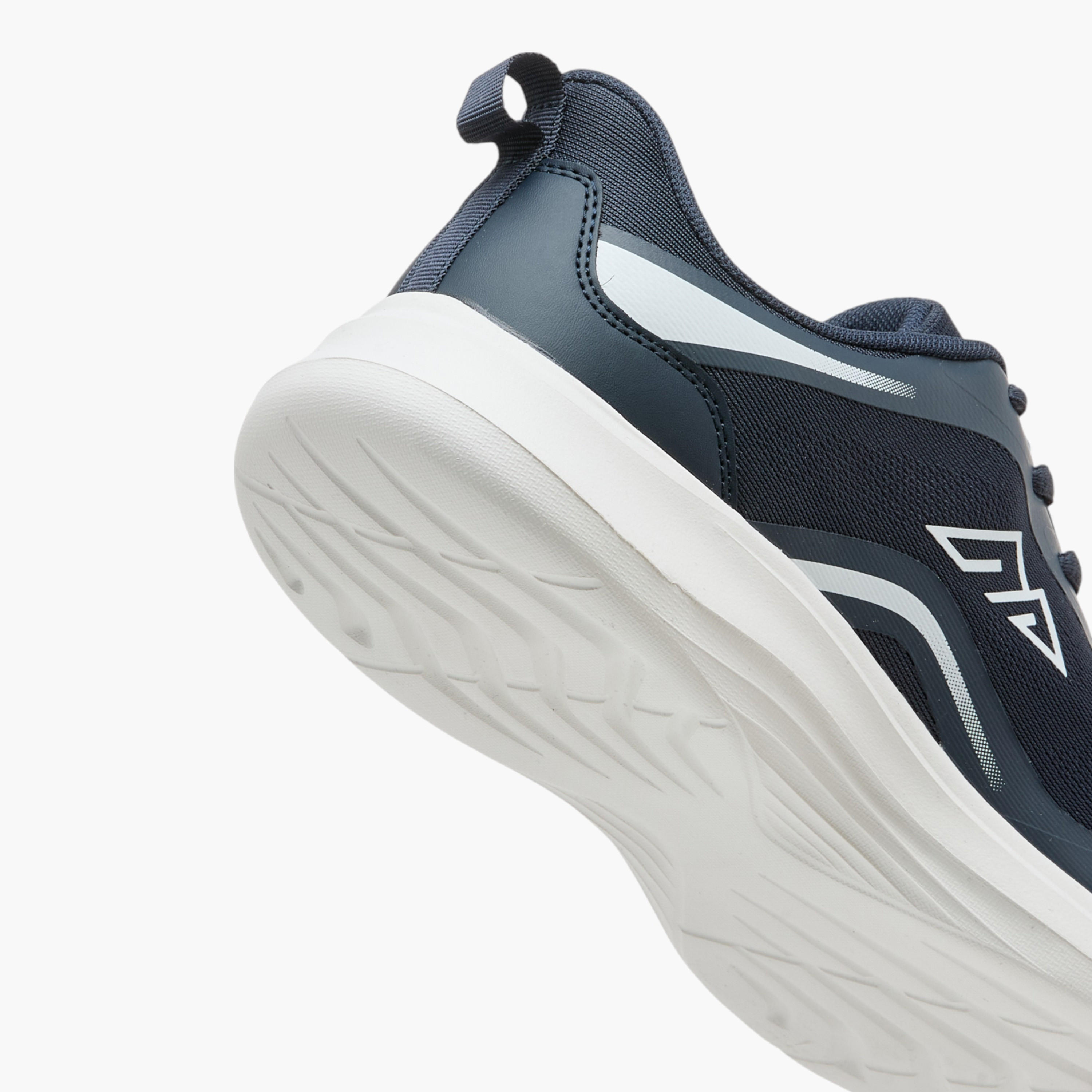 Oaklan by Shoexpress Textured Sports Shoes with Lace-Up Closure-sports-men-shoes-image-5