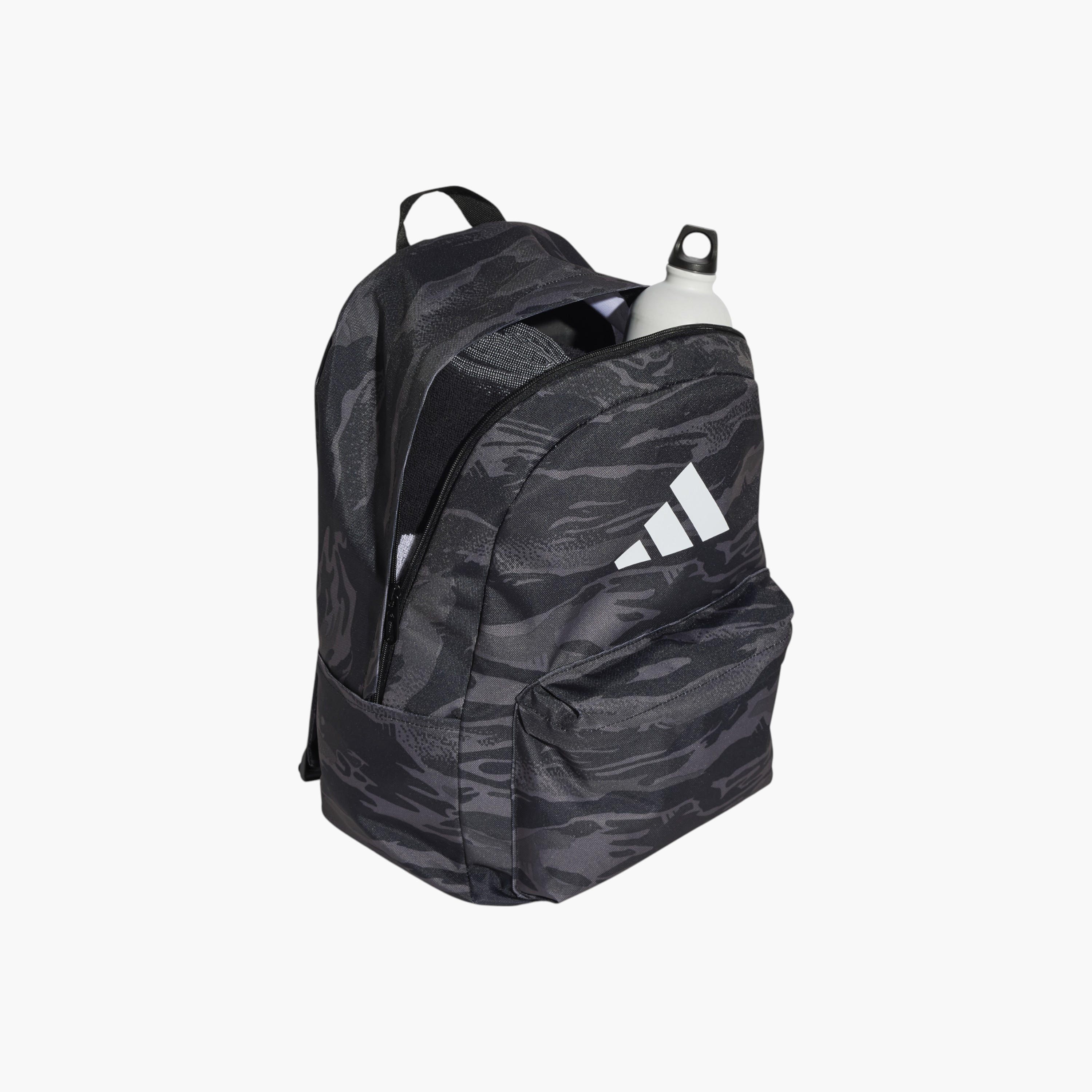 شنطة مدرسية بطبعات وحمالات كتف قابلة للتعديل وسحاب إغلاق من أديداس-school-bagsandbackpacks-backpacks-image-3