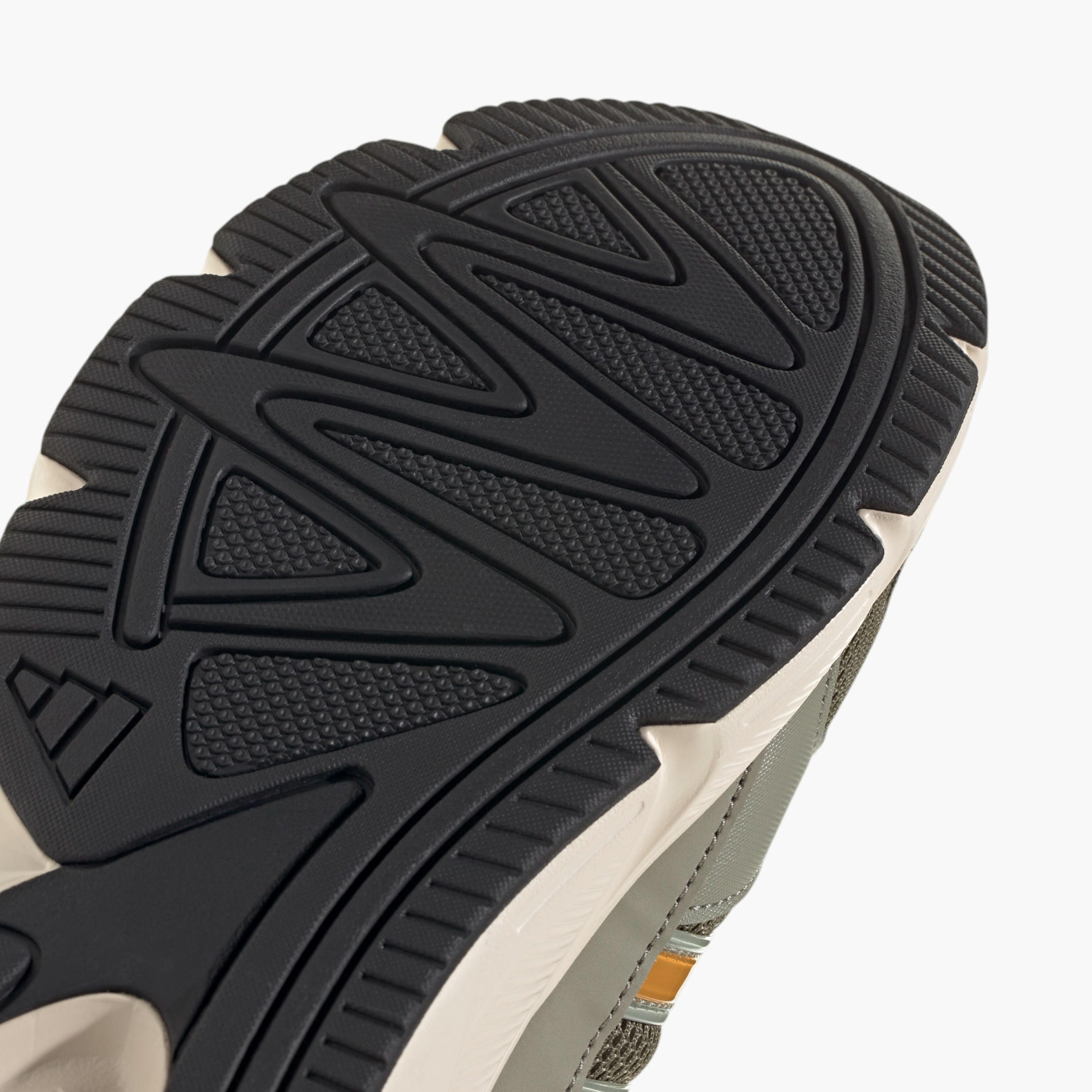 حذاء رياضي كريزي كايوس 2000 برباط للرجال من أديداس - JH6848-sports-men-shoes-image-8