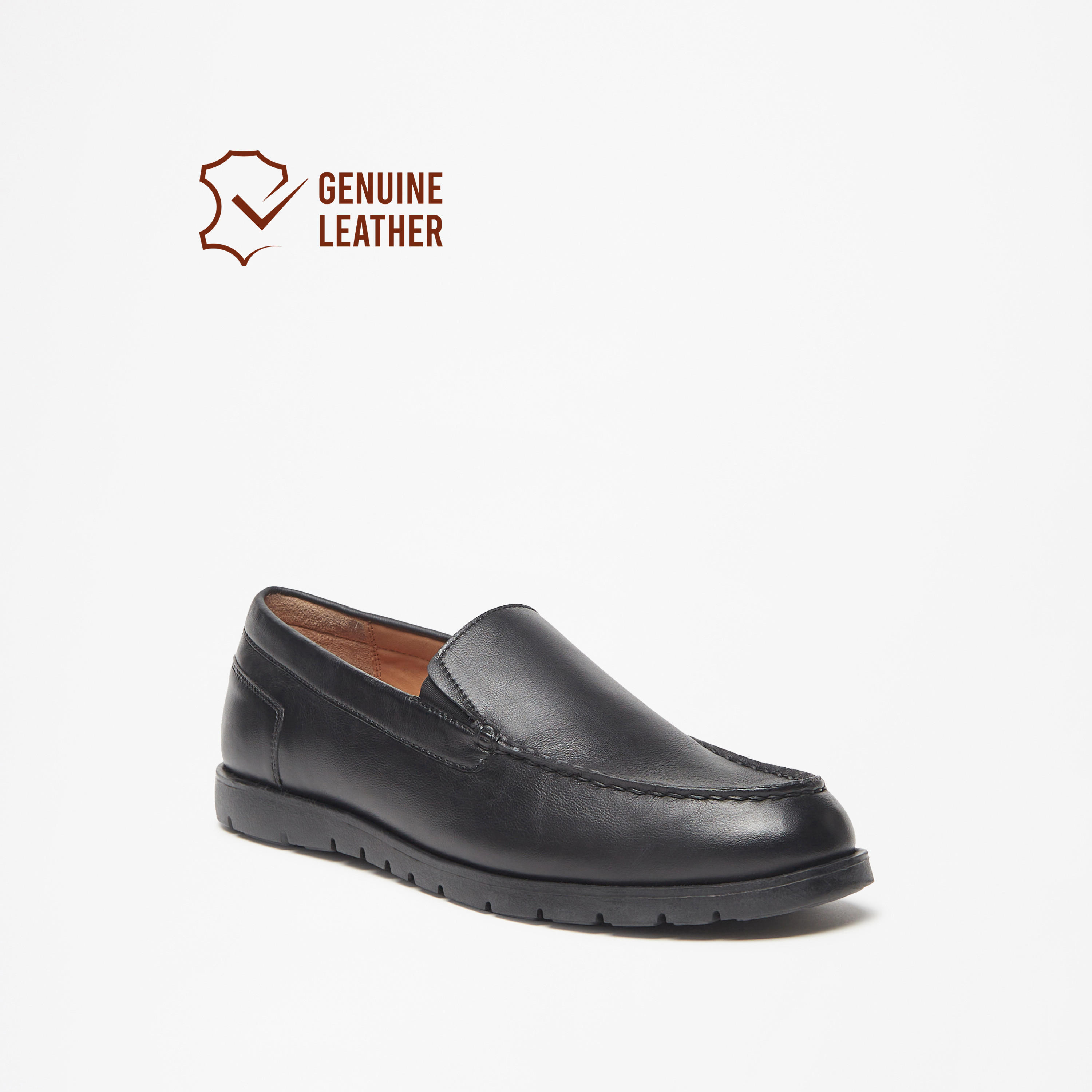 حذاء موكاسين سادة سهل الارتداء من لو كونفورت-men-shoes-loafersandmoccasins-image-2