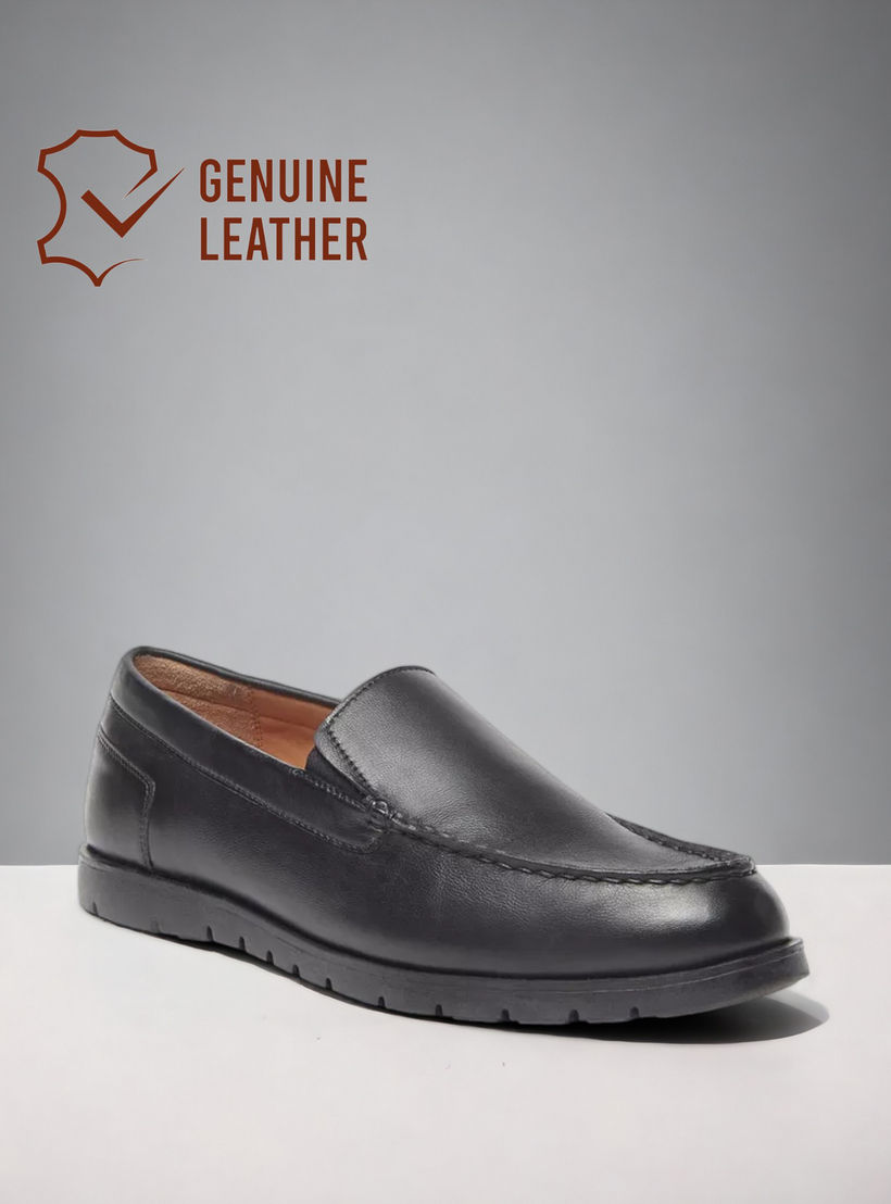 حذاء موكاسين سادة سهل الارتداء من لو كونفورت-men-shoes-loafersandmoccasins-image-1