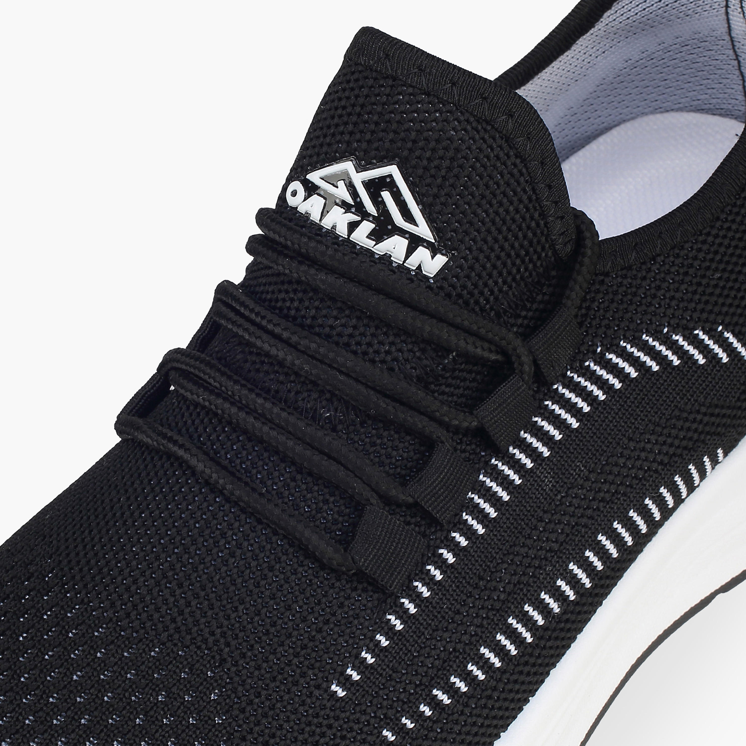 حذاء رياضي سهل الارتداء للنساء من أوكلان من شو إكسبريس-women-shoes-sneakers-image-4