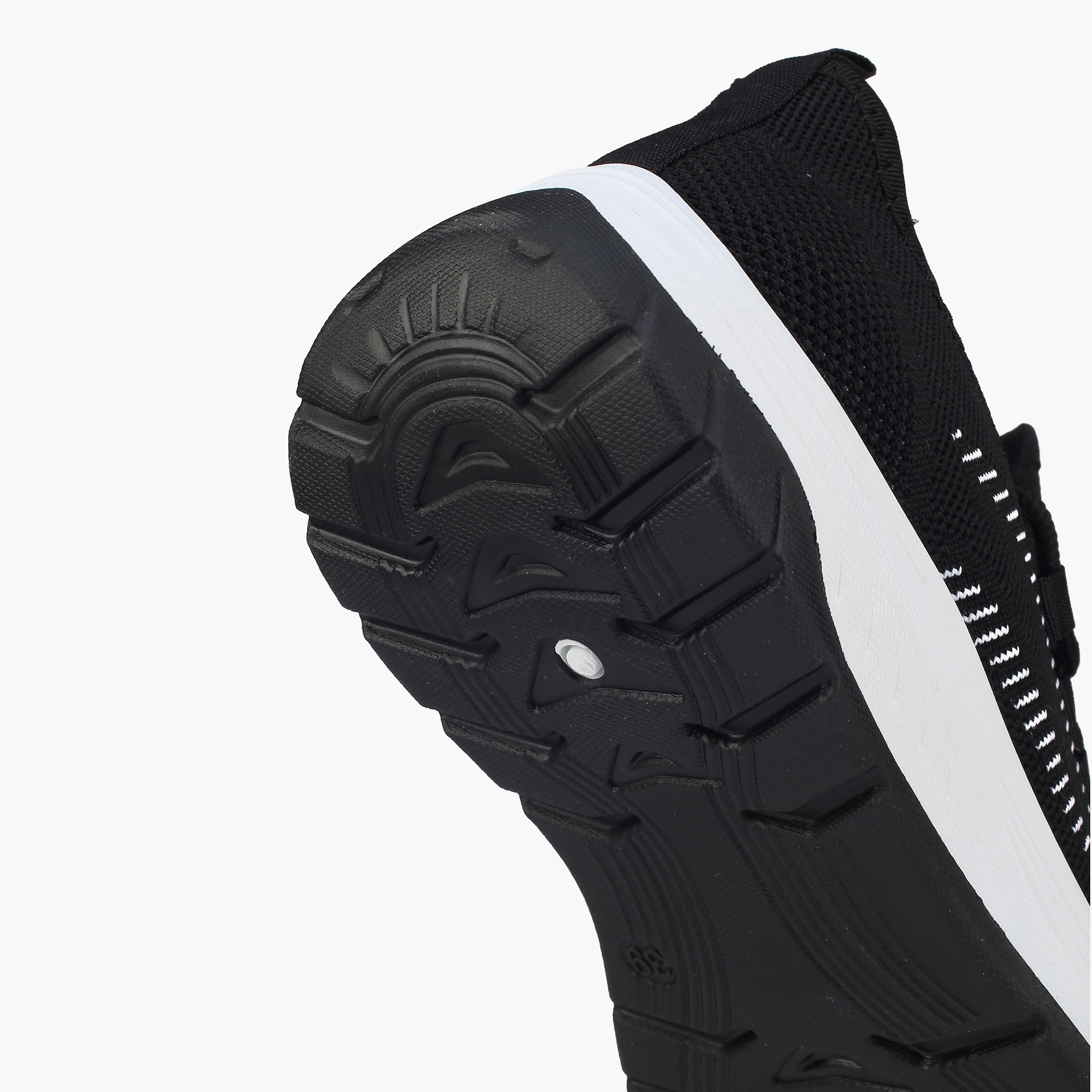 حذاء رياضي سهل الارتداء للنساء من أوكلان من شو إكسبريس-women-shoes-sneakers-image-5