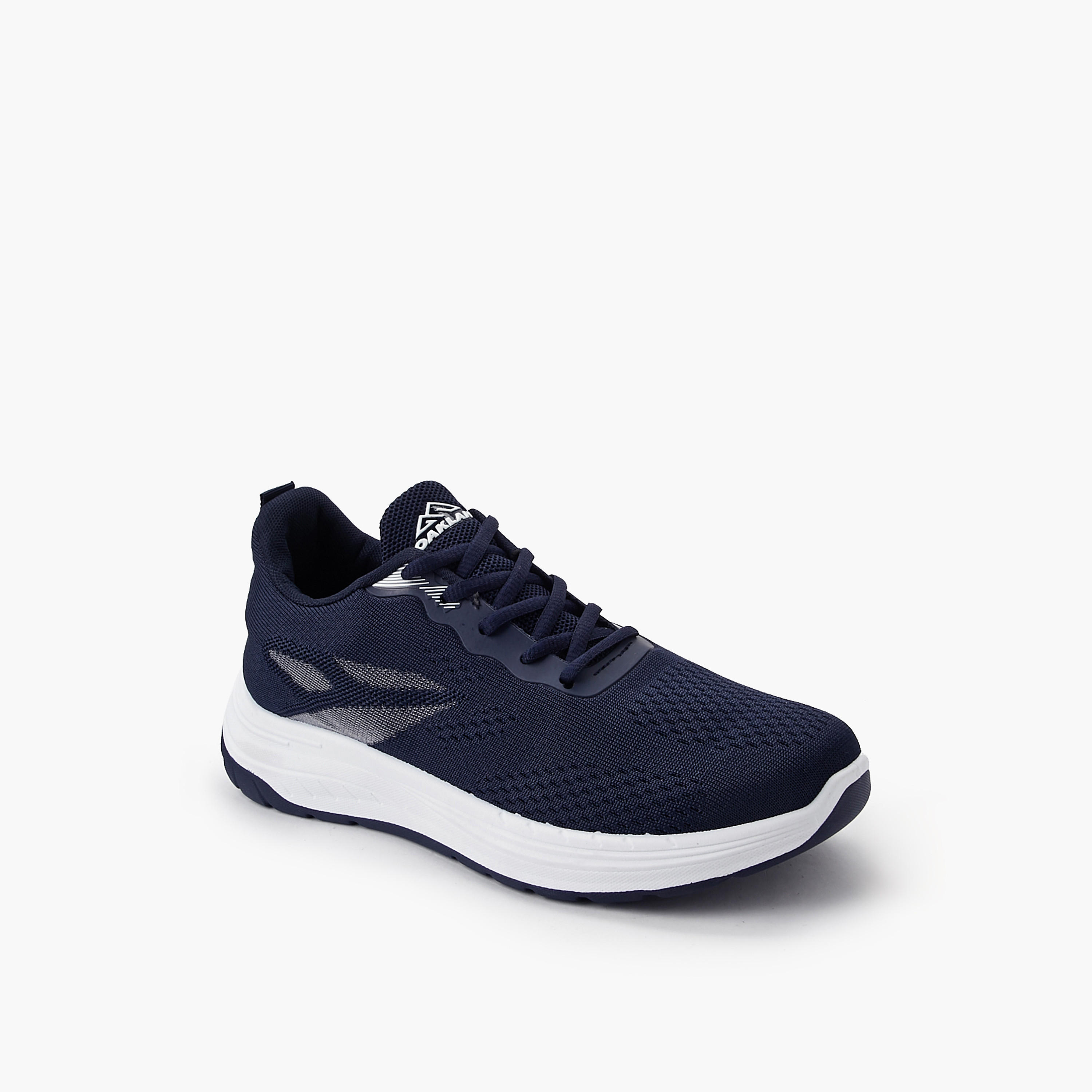 حذاء رياضي برباط إغلاق للرجال من أوكلان من شو إكسبريس-men-shoes-sports-image-4
