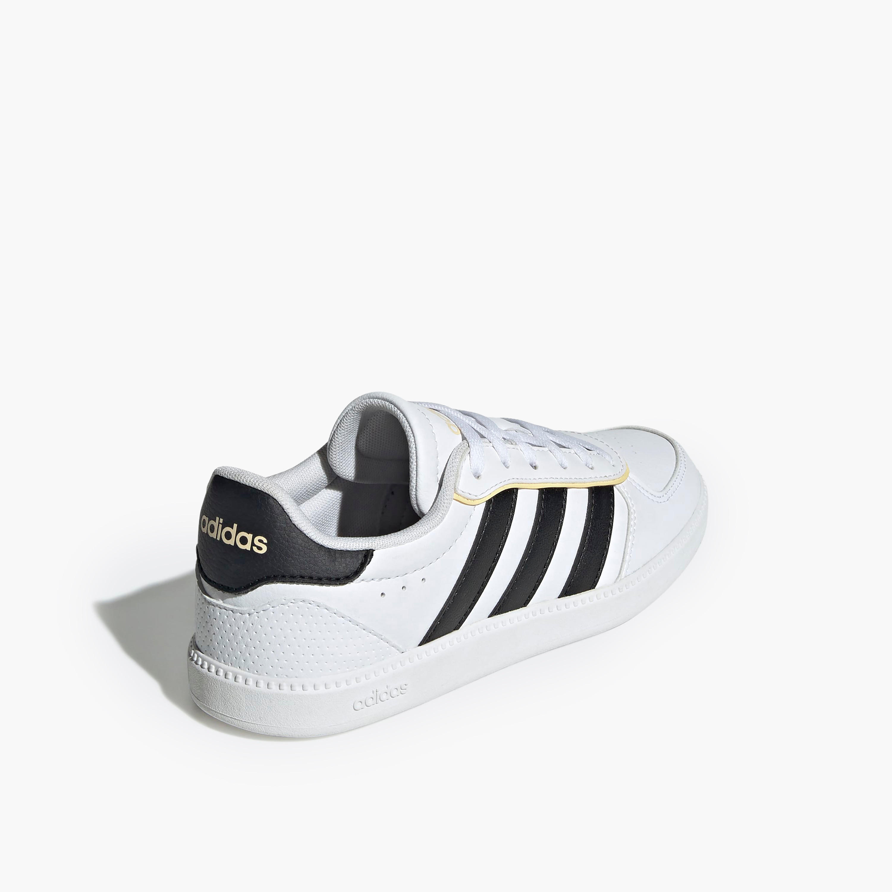 حذاء سنيكرز بريك نت سليك جيه بطول الكاحل وتصميم مثقّب ورباط للأولاد من أديداس-boys-shoes-sneakers-image-5