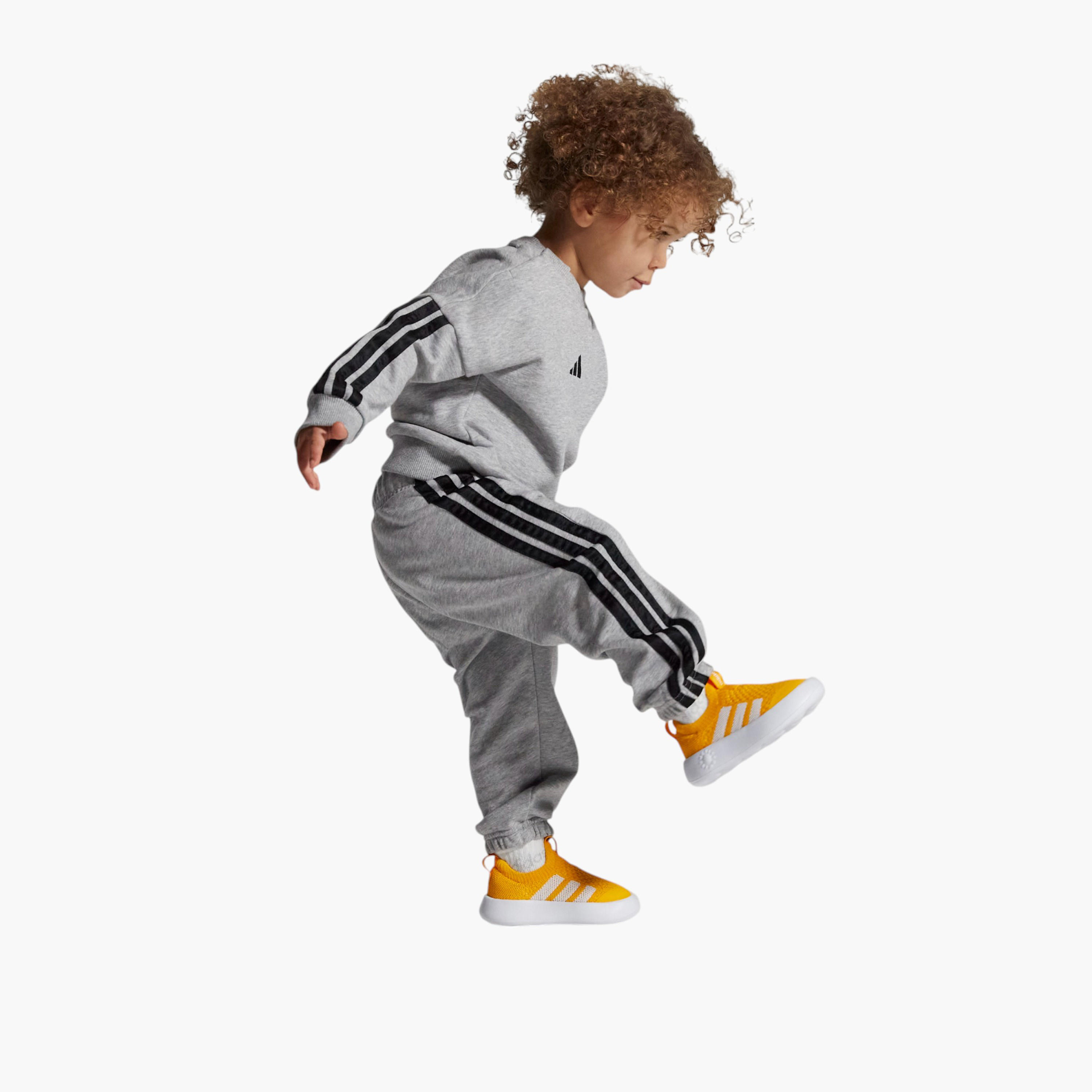 Adidas Boys' BUBBLECOMFY I Slip-On Sports Shoes - JR5040-boys-shoes-sneakers-image-9