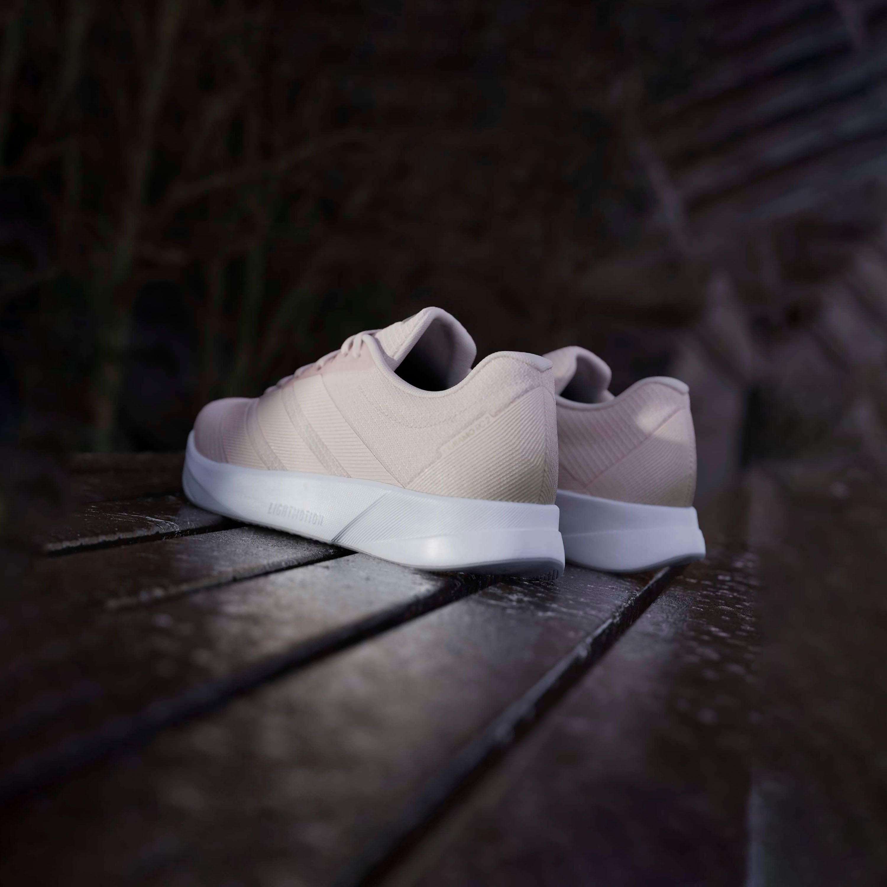 حذاء جري دورامو آر سي 2 برباط إغلاق للنساء من أديداس-women-shoes-sneakers-image-9