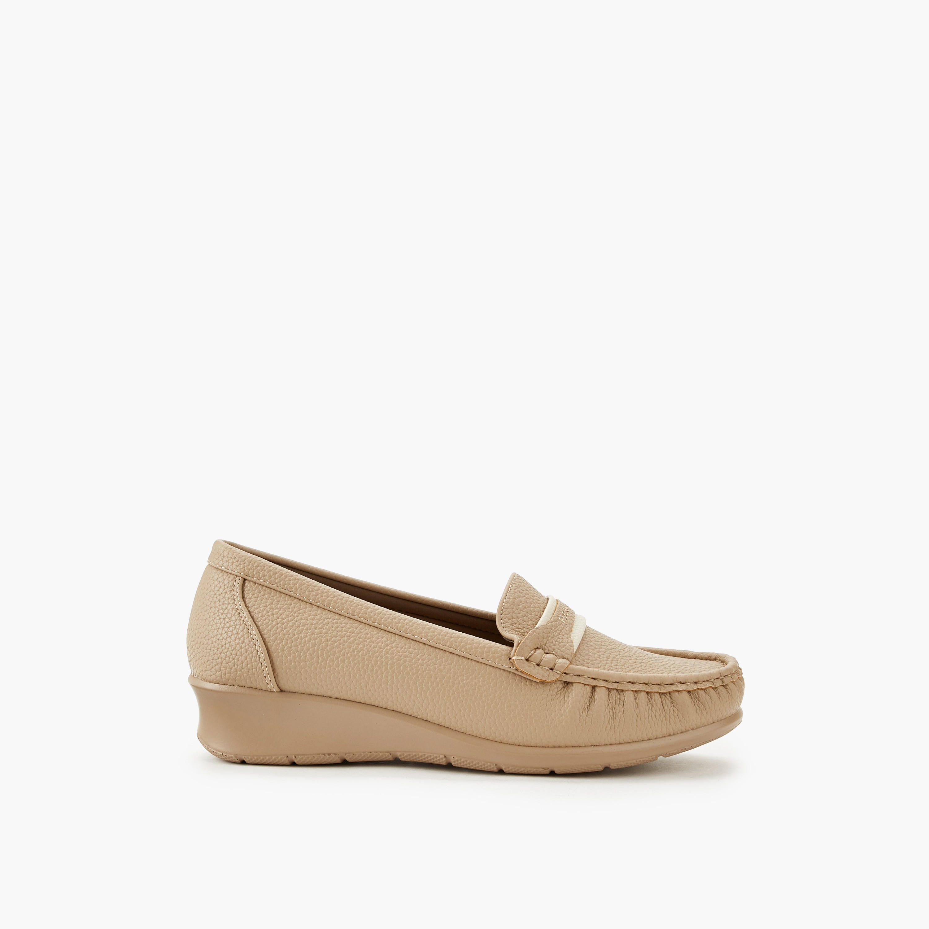 حذاء لوفر بكعب ويدج للنساء من فلورا بيلا-women-shoes-loafersandmoccasins-image-8