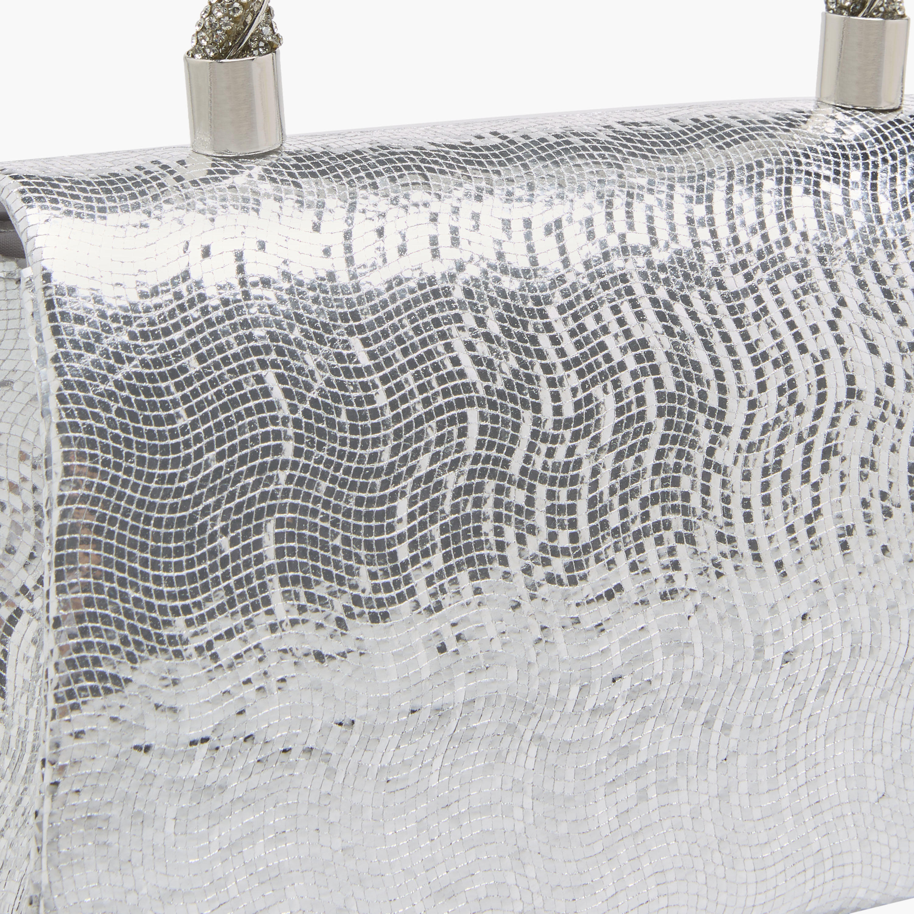 شنطة ساتشيل بارزة الملمس بزر إغلاق من فلورا بيلا-women-bagsandwallets-handbags-image-7