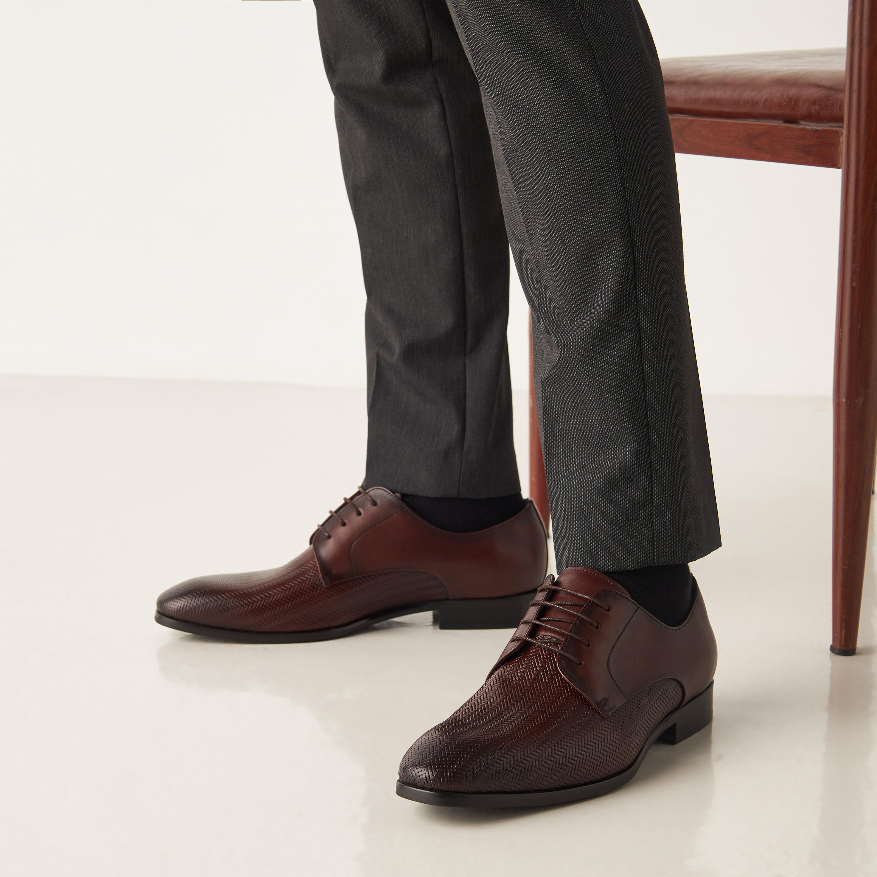 حذاء ديربي جلد سهل الارتداء للرجال من دوتشيني-men-shoes-formalshoes-image-2