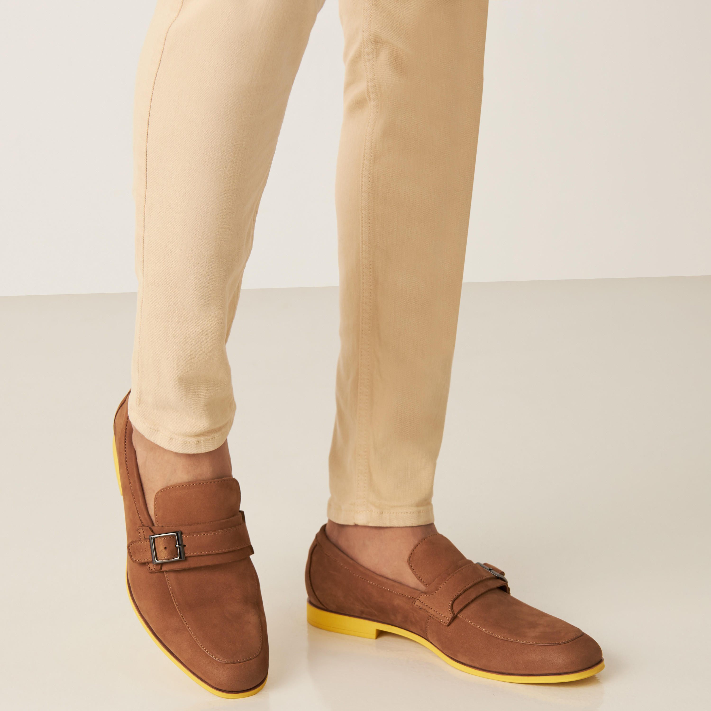حذاء سهل الارتداء للرجال من دوتشيني-men-shoes-loafersandmoccasins-image-2