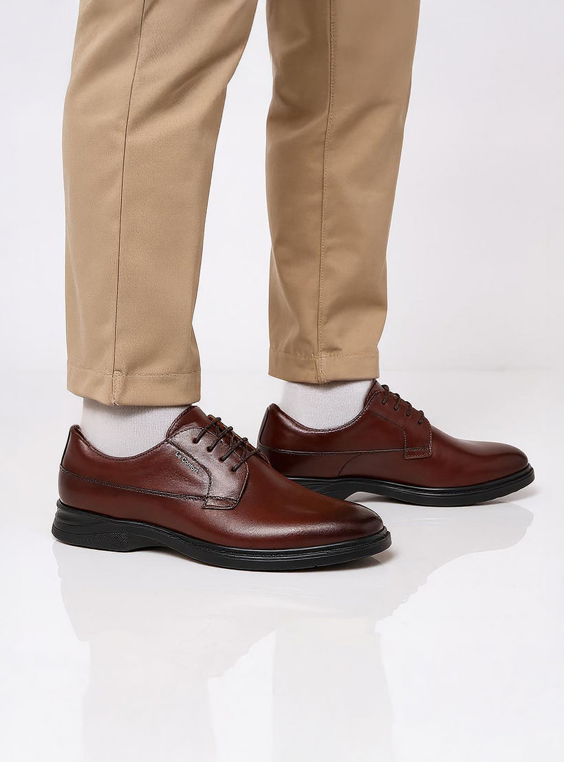 حذاء ديربي سادة برباط إغلاق من لو كونفورت-men-shoes-formalshoes-image-3