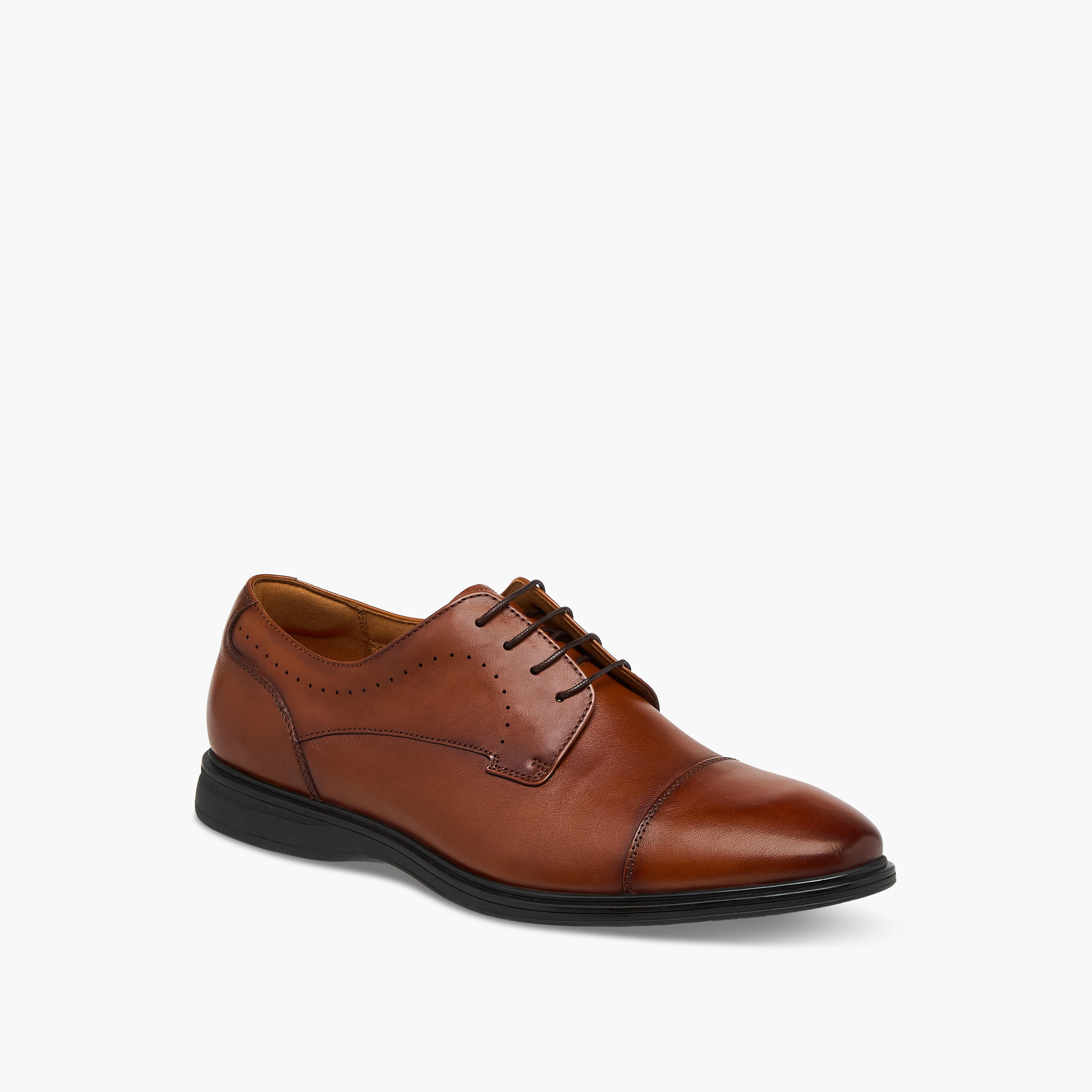 Le Confort Men Solid Lace-Up Leather Derby Shoes-men-shoes-formalshoes-image-2