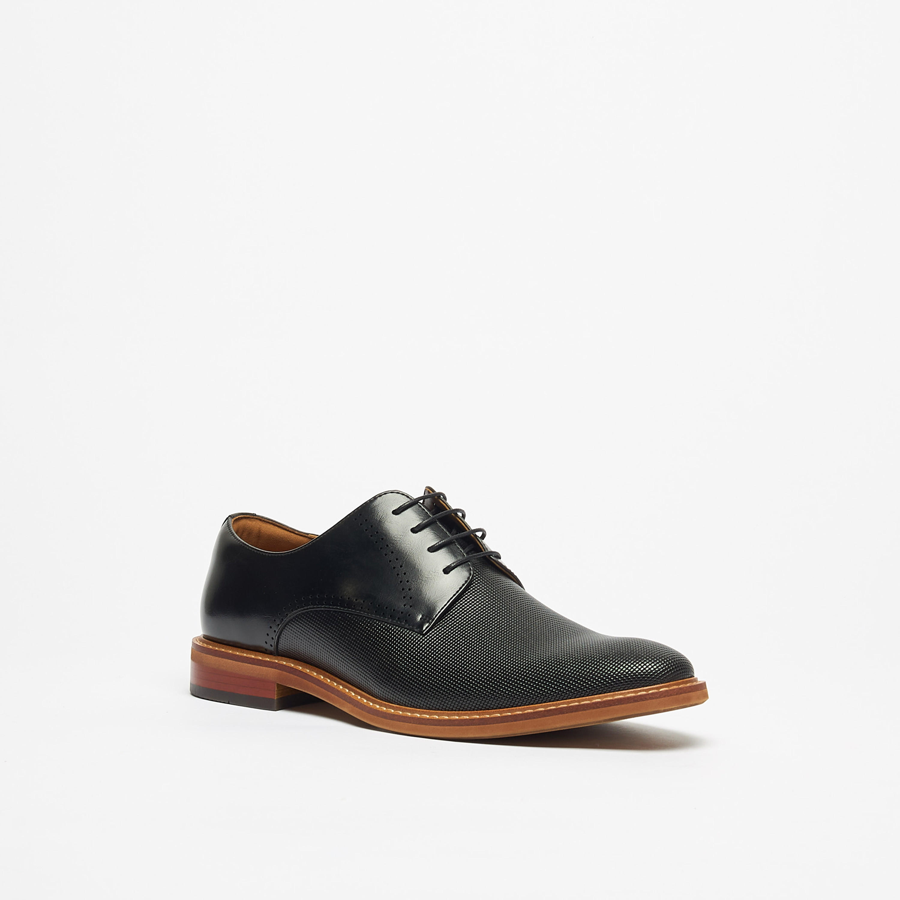 حذاء ديربي بارز الملمس برباط إغلاق للرجال من دوتشيني-men-shoes-formalshoes-image-1
