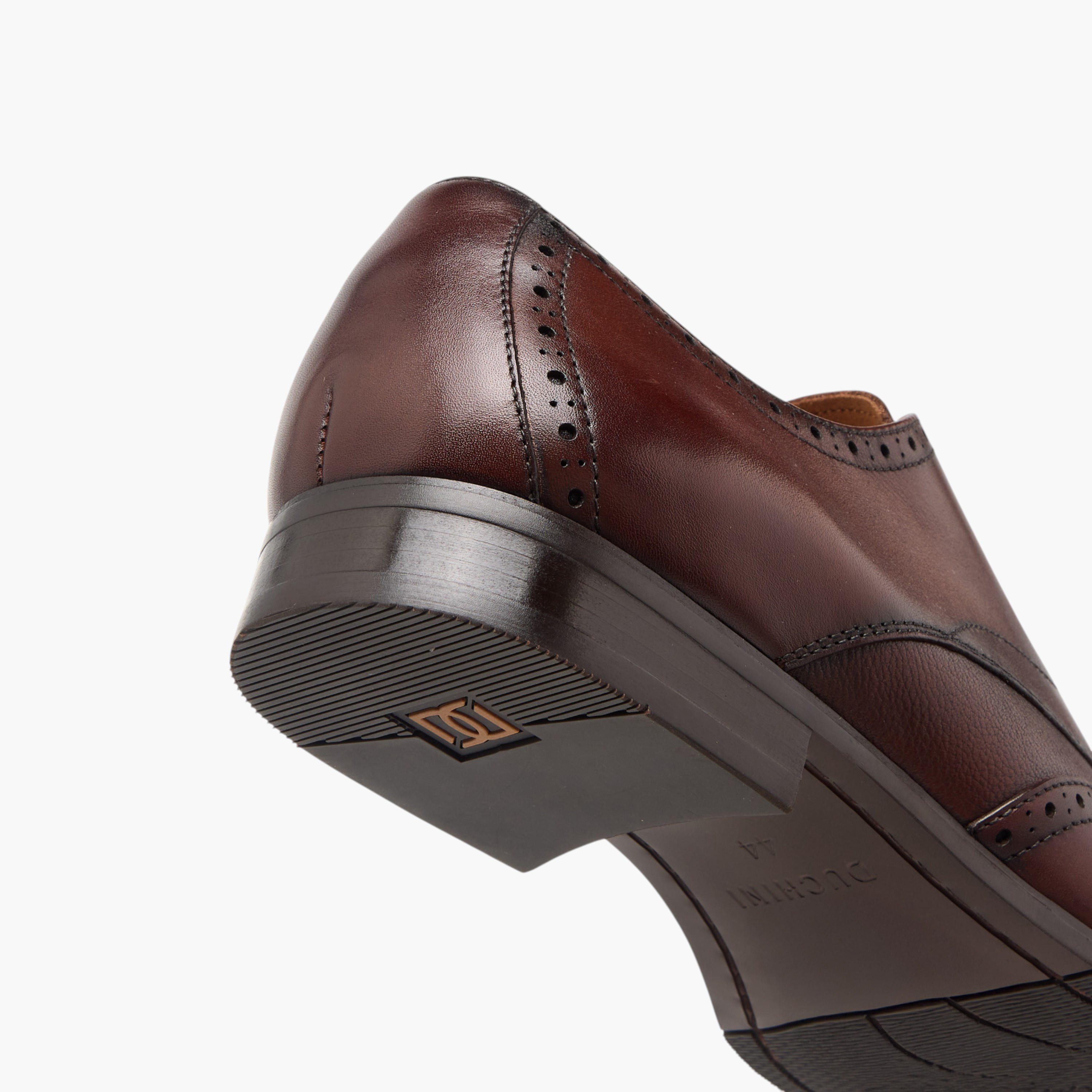 حذاء ديربي جلد بتفاصيل مثقوبة ورباط للرجال من دوتشيني-men-shoes-formalshoes-image-5