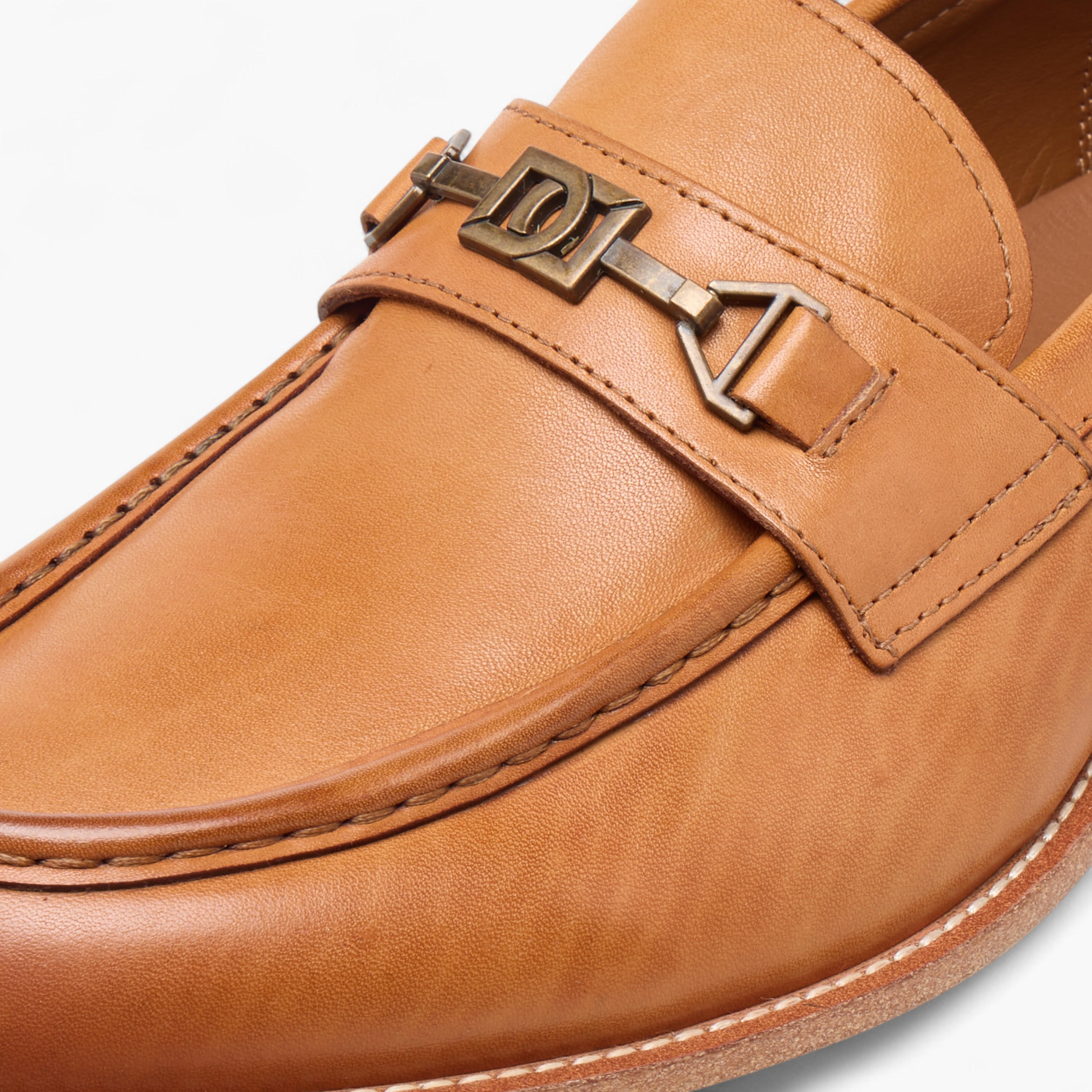 Duchini Men's Solid Slip-On Moccasins with Metal Accent-men-shoes-loafersandmoccasins-image-4