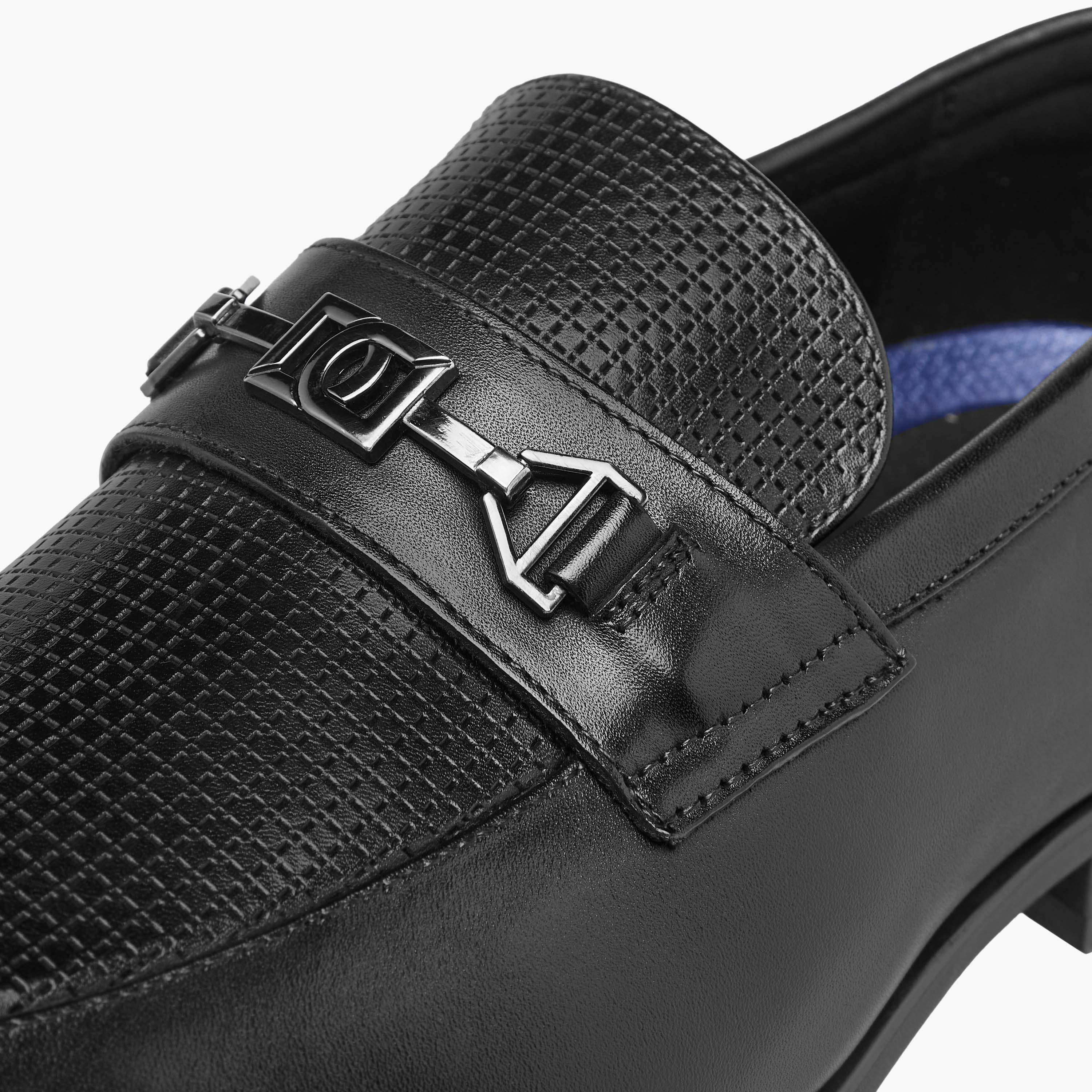 Duchini Men's Leather Textured Slip-On Loafers with Metal Accent-men-shoes-loafersandmoccasins-image-4