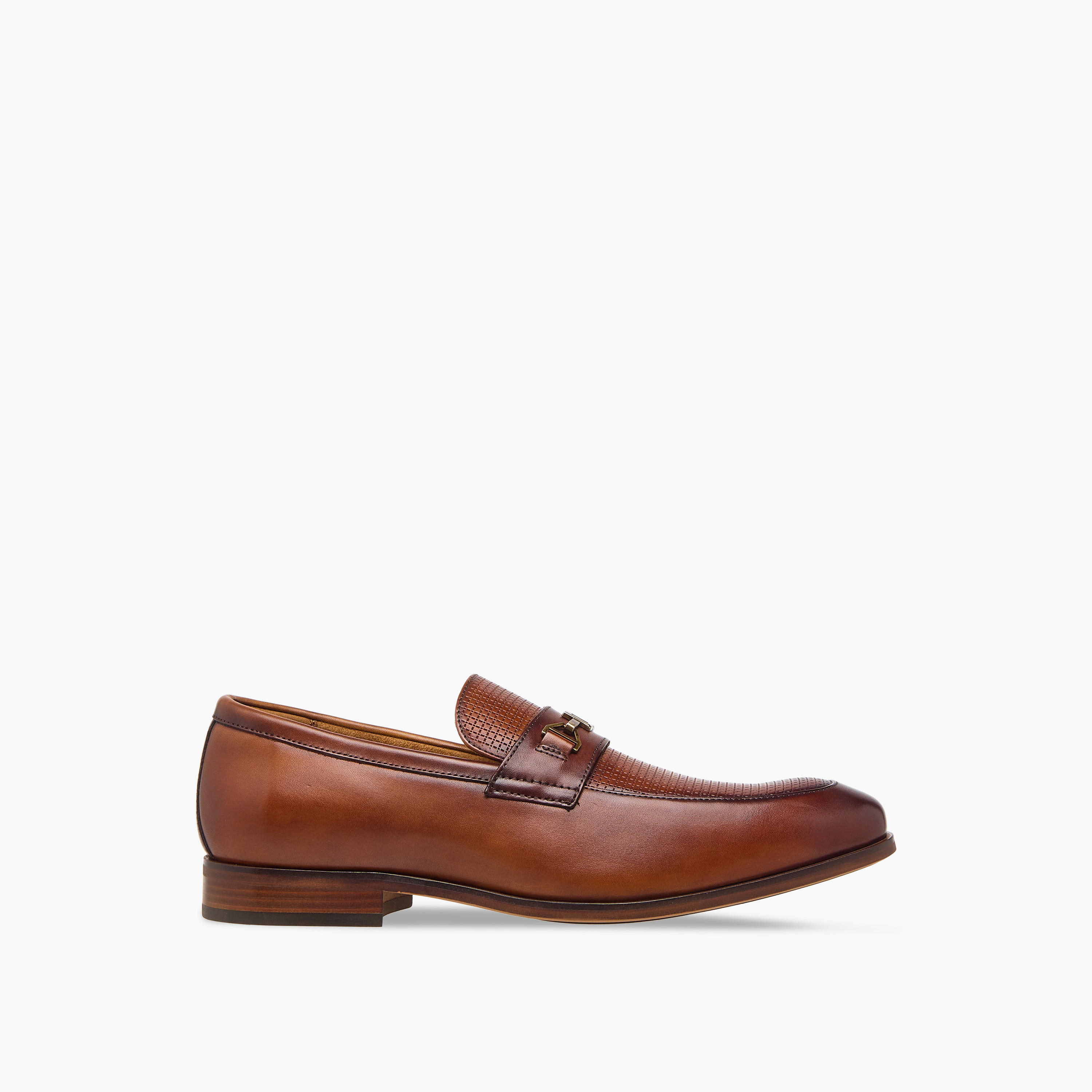 Duchini Men's Leather Textured Slip-On Loafers with Metal Accent-men-shoes-loafersandmoccasins-image-3