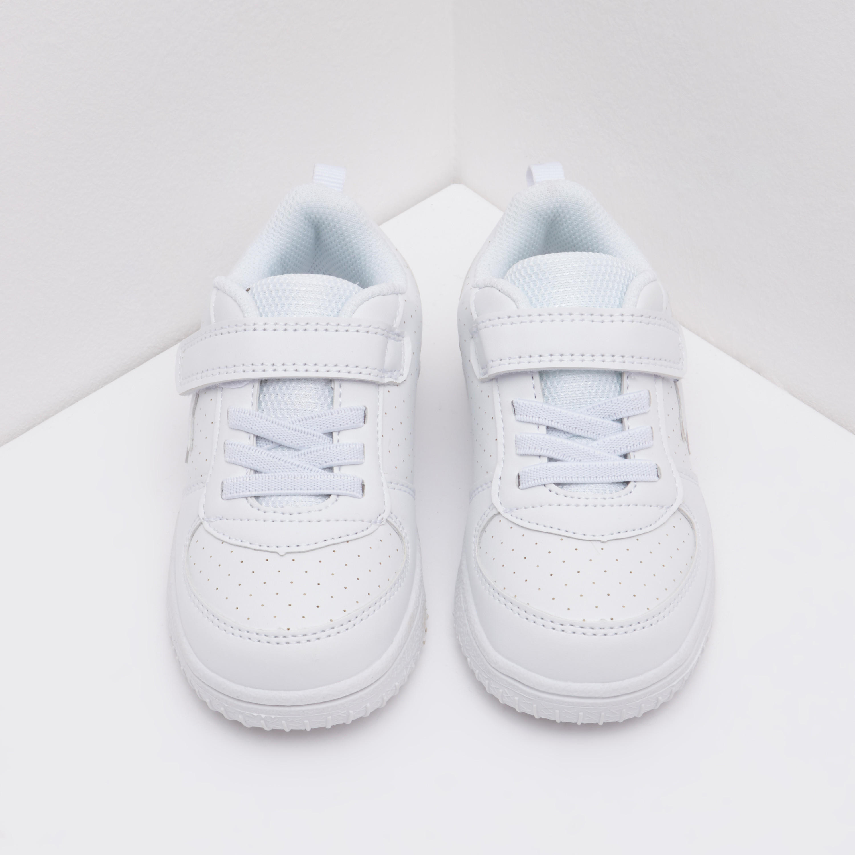 حذاء سنيكرز مثقّب مع رباط وخطّاف وحلقة إغلاق-boys-shoes-sneakers-image-6