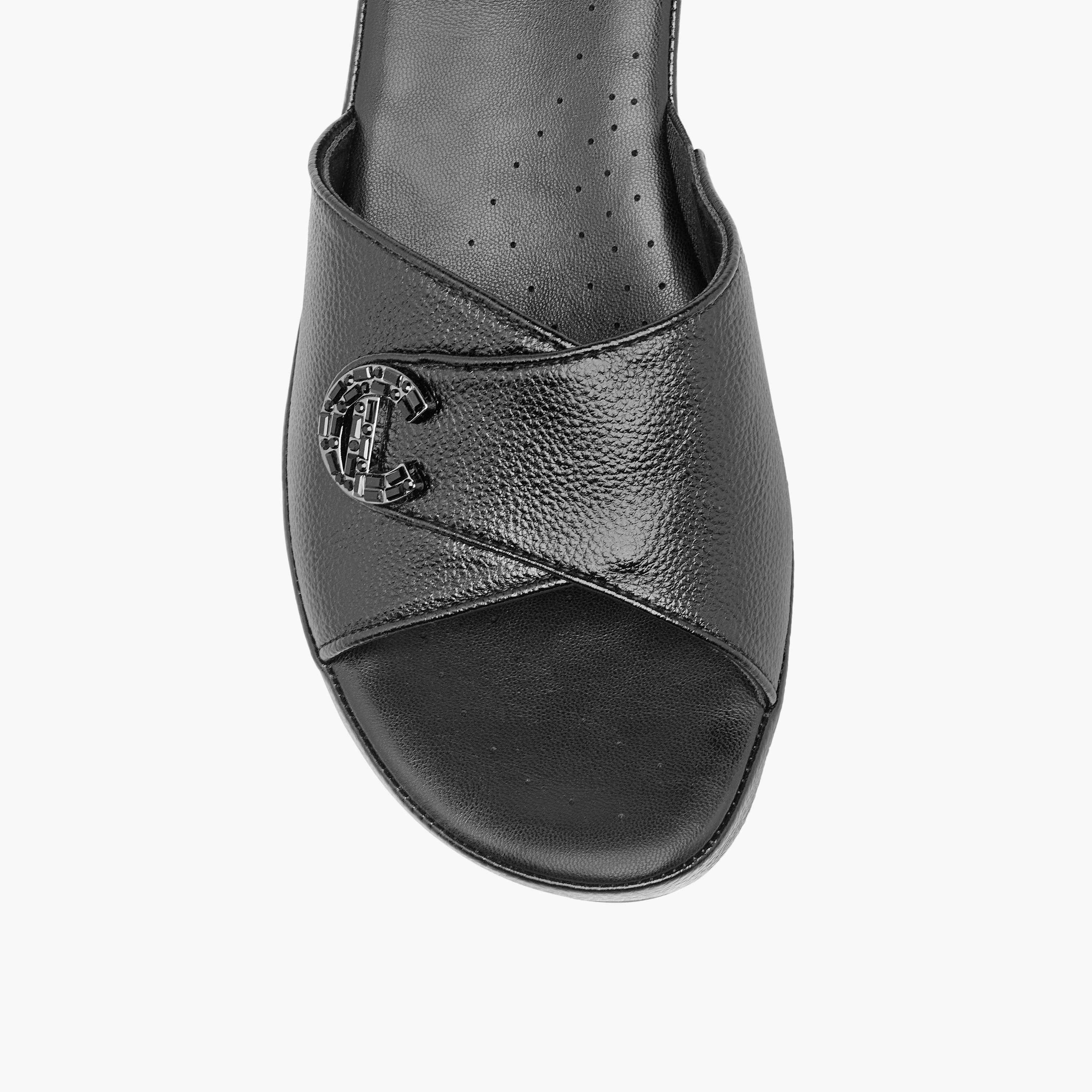 Le Confort Women's Textured Wedge Comfort Sandals with Slip On Closure-women-shoes-sandals-heeled-image-4