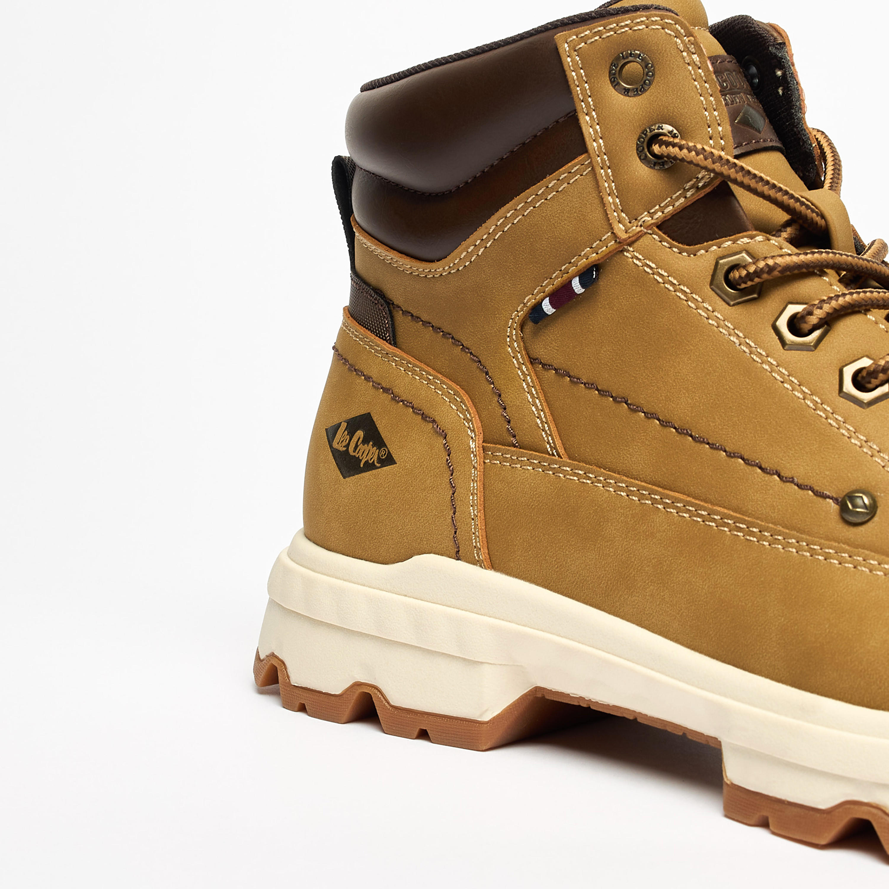 بوت تشوكا برباط إغلاق للرجال من لي كوبر-men-shoes-boots-image-5
