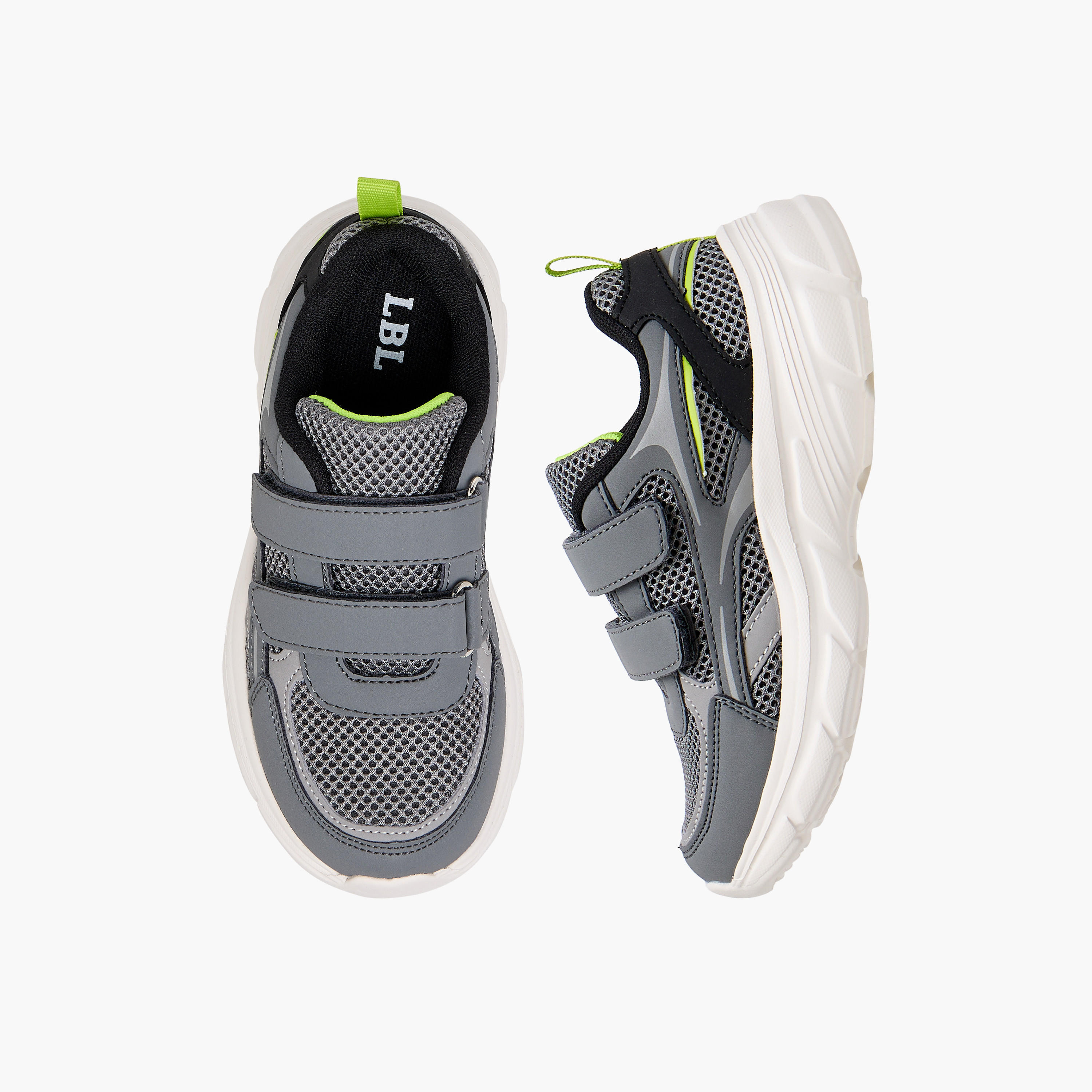 حذاء سنيكرز بألواح وشريط إغلاق لاصق من إل بي إل من شو إكسبريس-boys-shoes-sneakers-image-1