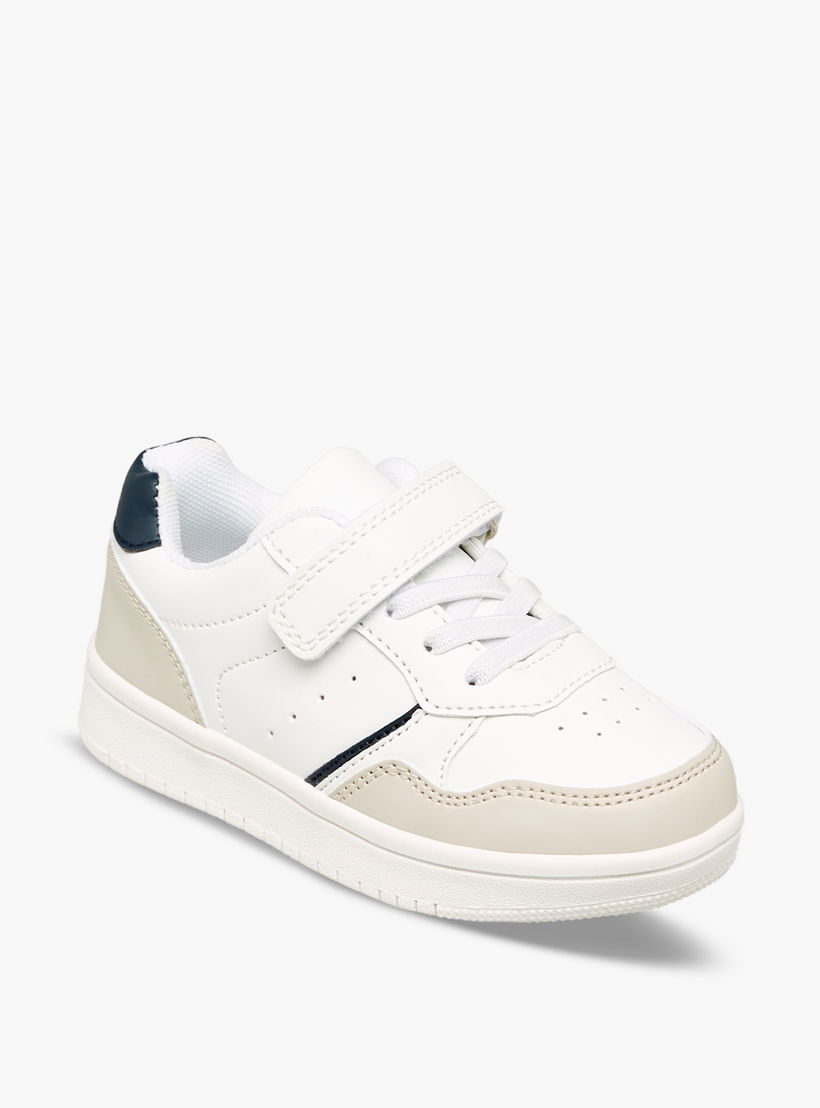 حذاء سنيكرز بشريط إغلاق لاصق للأولاد من إل بي إل من شو إكسبريس-boys-shoes-sneakers-image-2