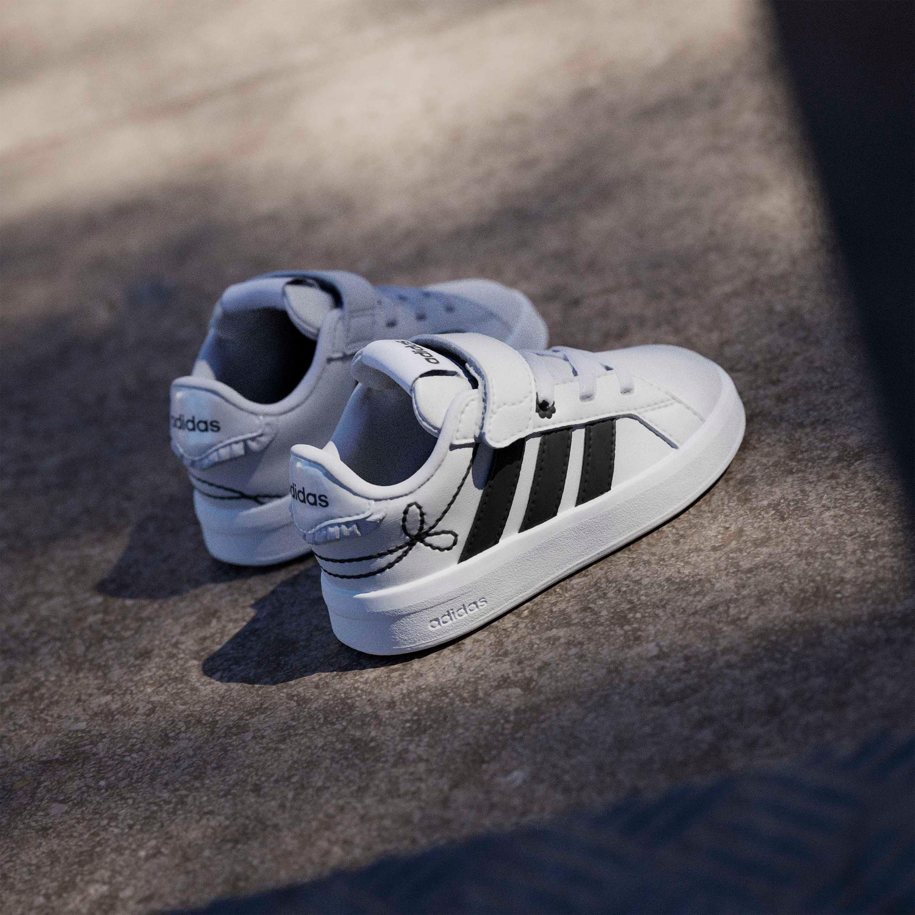 Adidas Girls Grand Court 3.0 EL Hook & Loop Ankle Sneakers-baby-girls-shoes-closedshoes-image-10