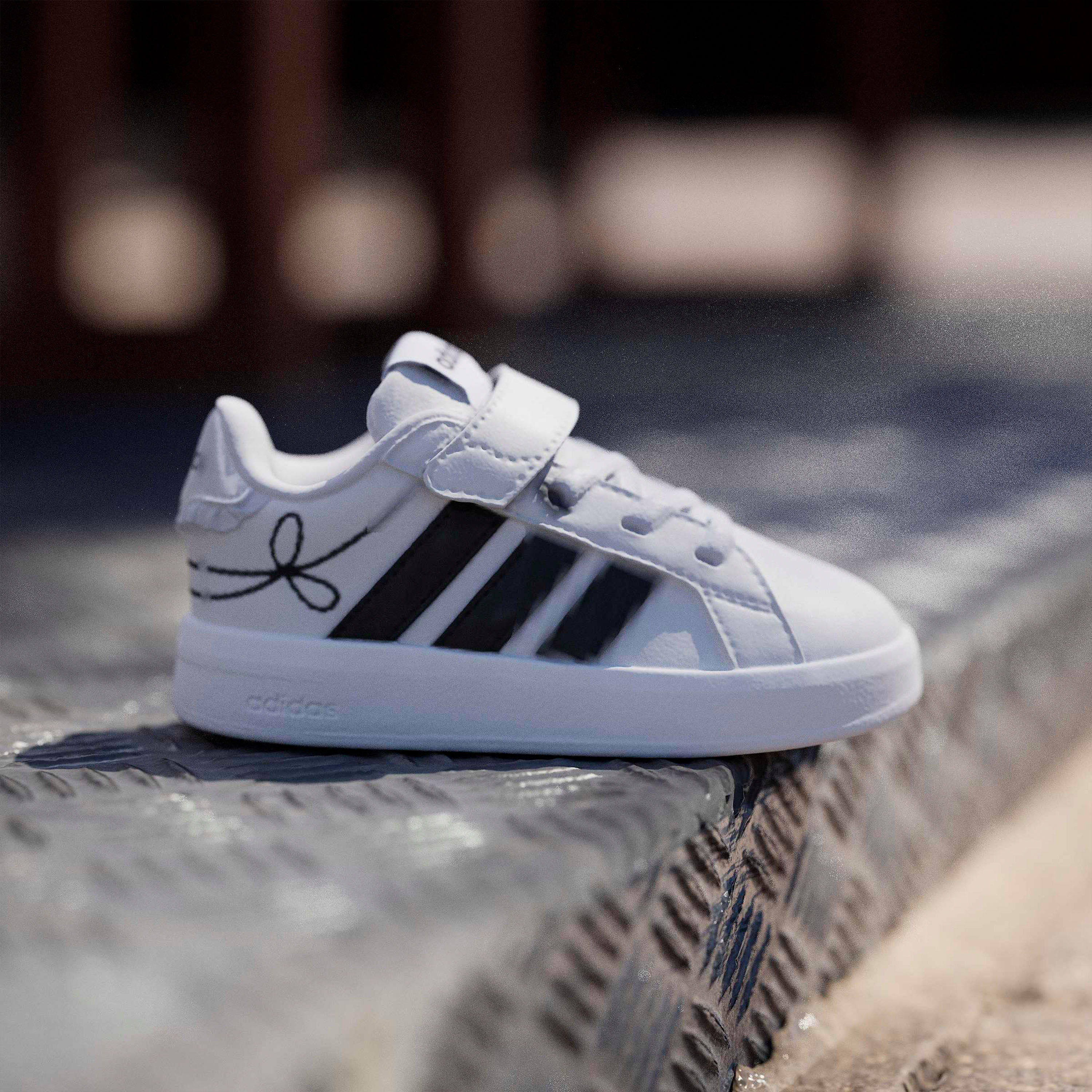 Adidas Girls Grand Court 3.0 EL Hook & Loop Ankle Sneakers-baby-girls-shoes-closedshoes-image-8